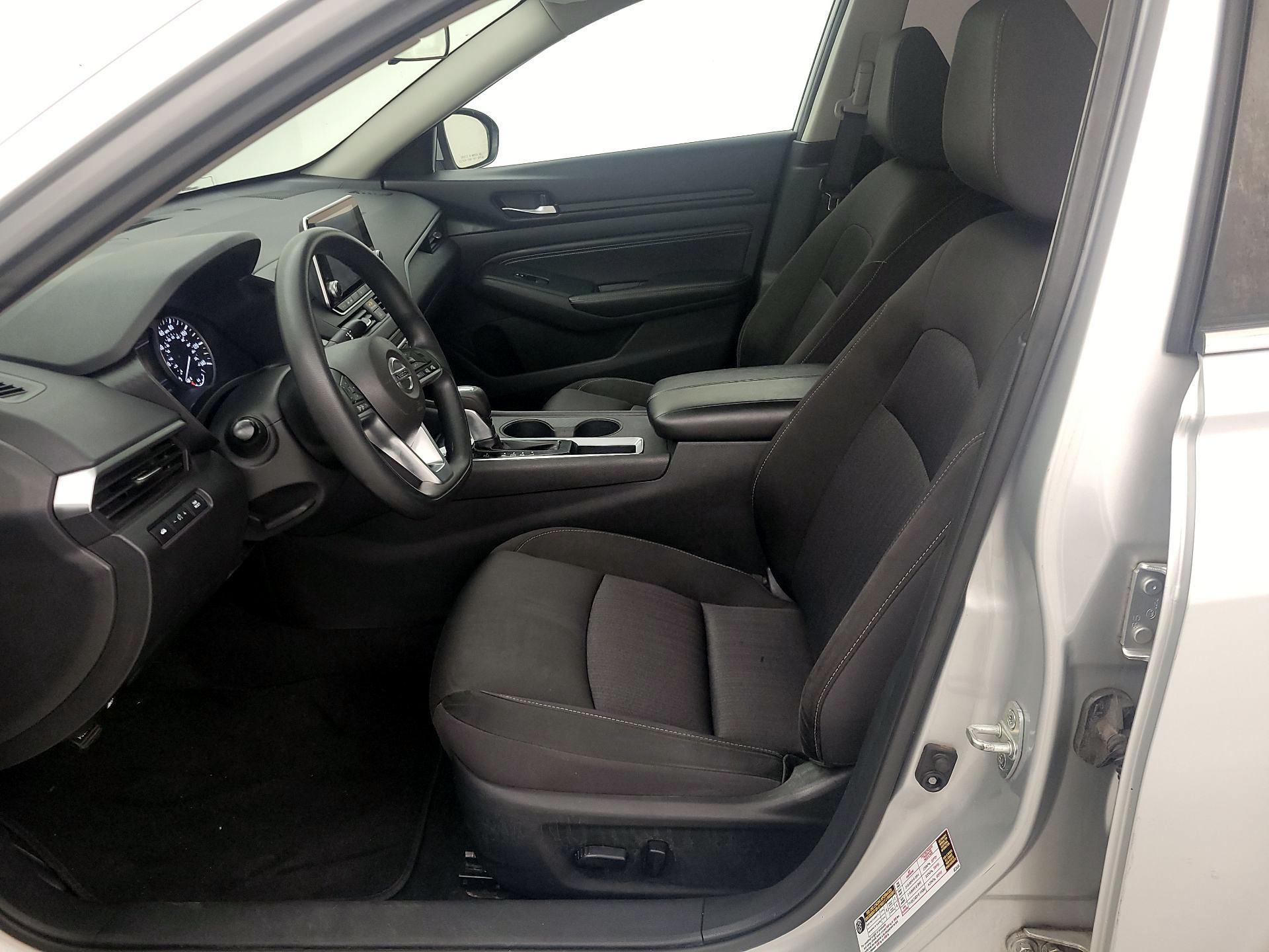 Thumbnail: 2019 Nissan Altima - 11