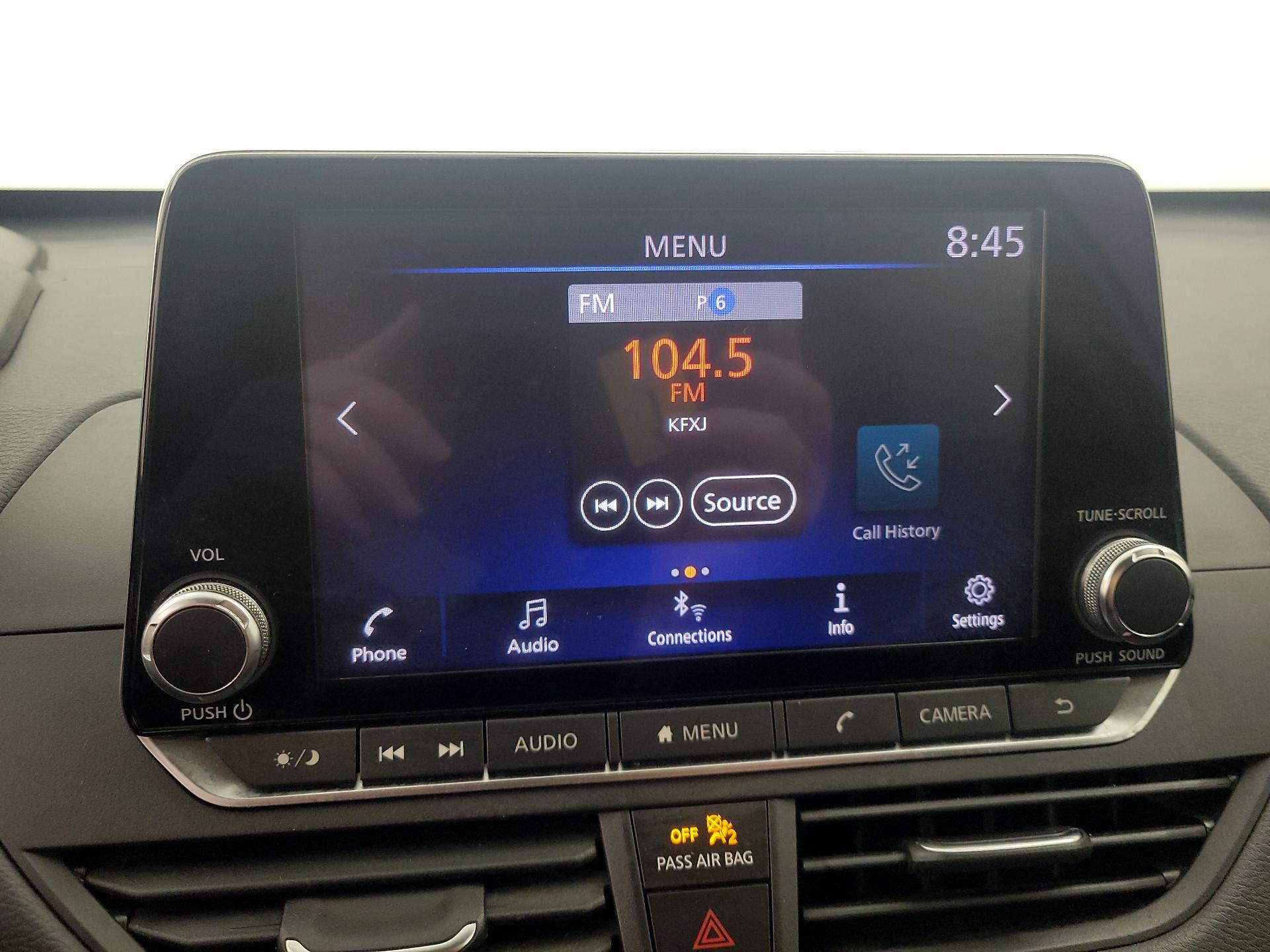 Thumbnail: 2019 Nissan Altima - 15