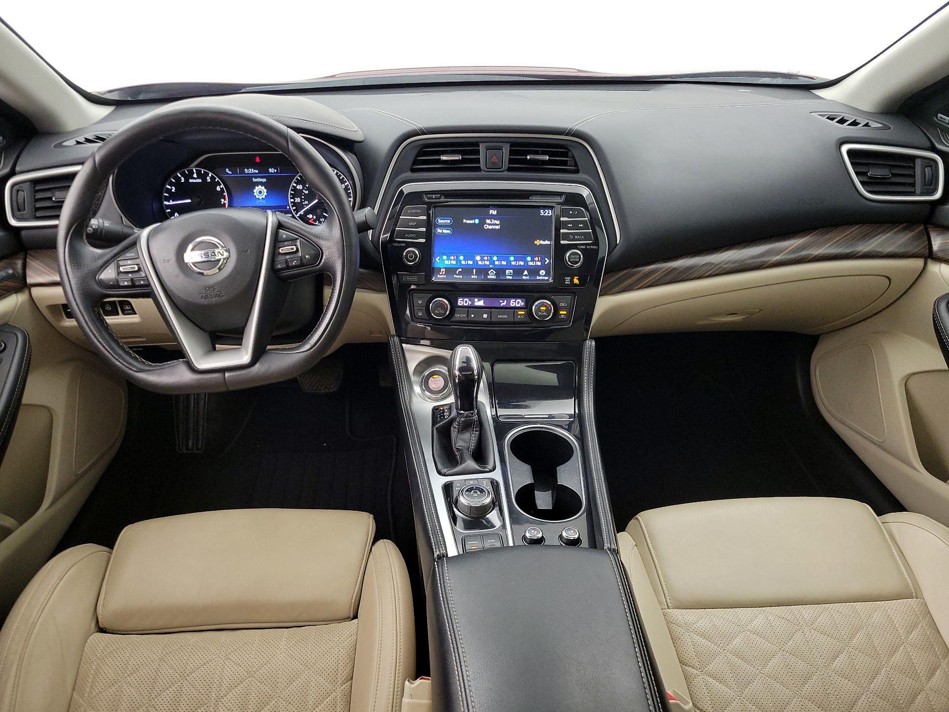 Thumbnail: 2017 Nissan Maxima - 9