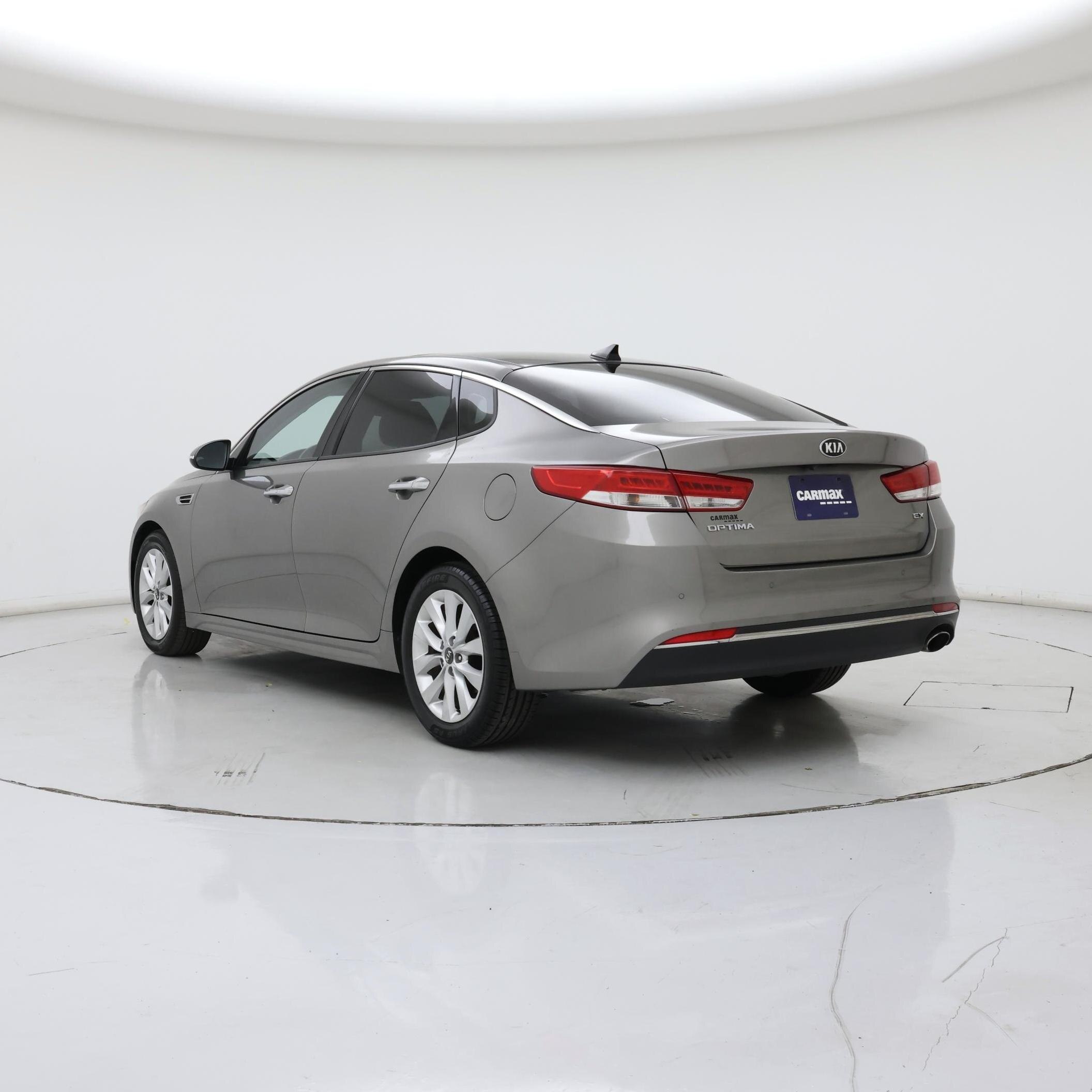 Thumbnail: 2018 Kia Optima - 2