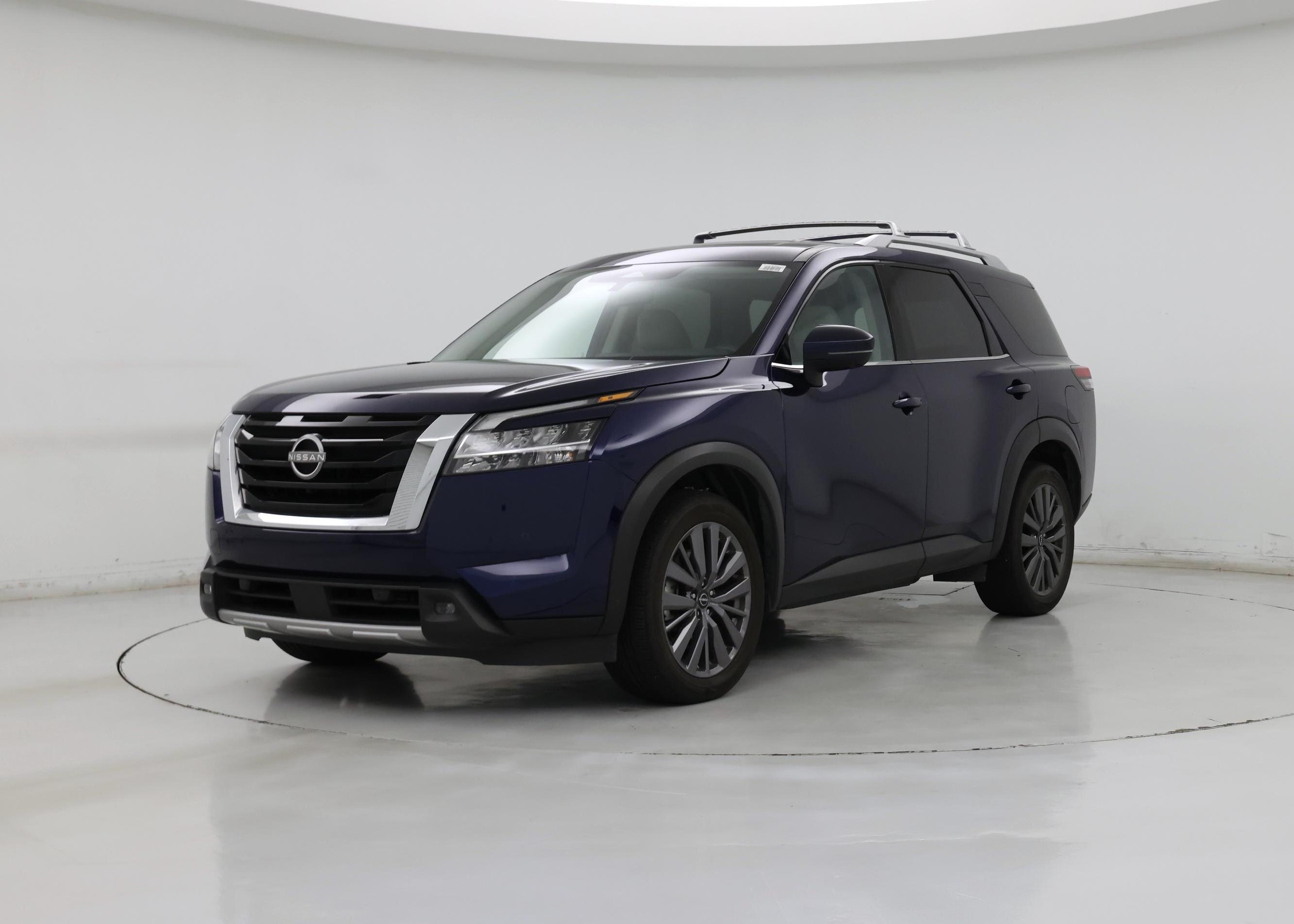 Thumbnail: 2023 Nissan Pathfinder - 4