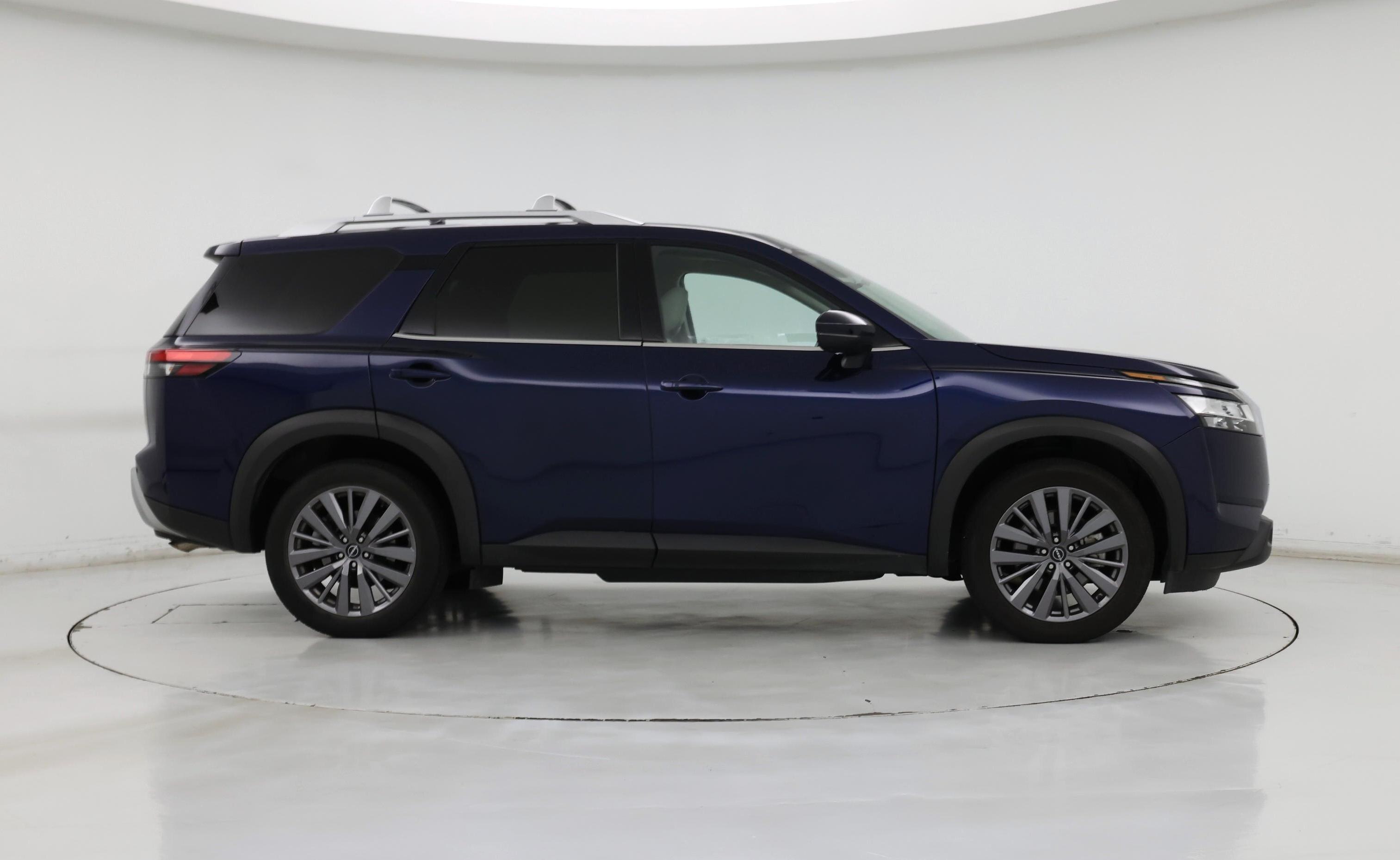 Thumbnail: 2023 Nissan Pathfinder - 7