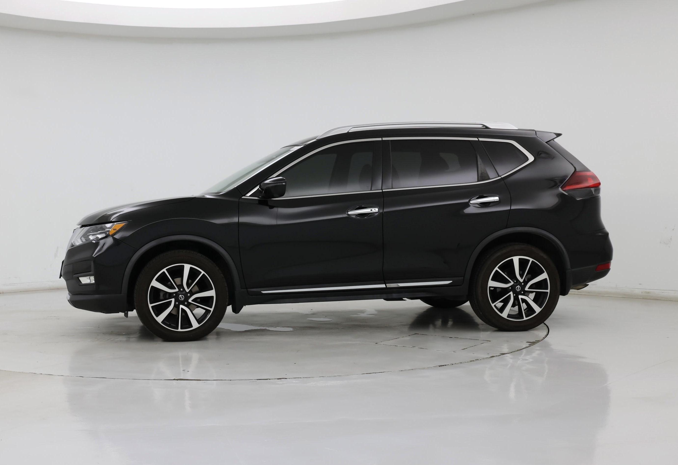 Thumbnail: 2018 Nissan Rogue - 3