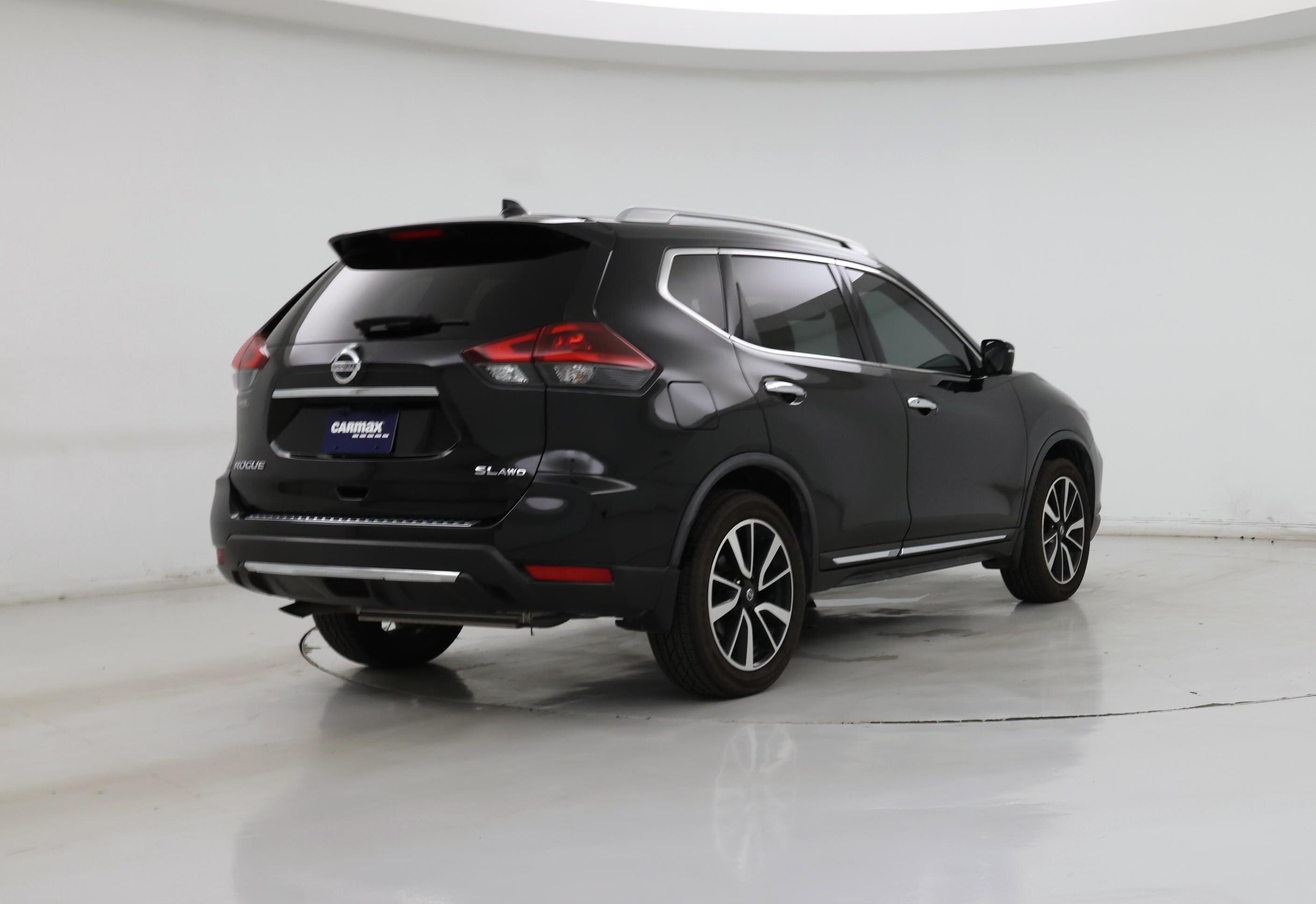 Thumbnail: 2018 Nissan Rogue - 8