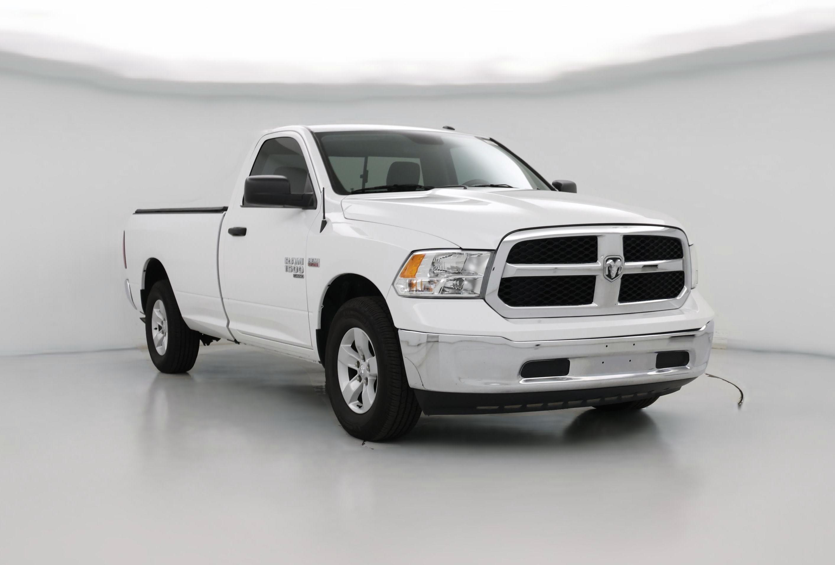 Thumbnail: 2019 RAM 1500 Classic - 1