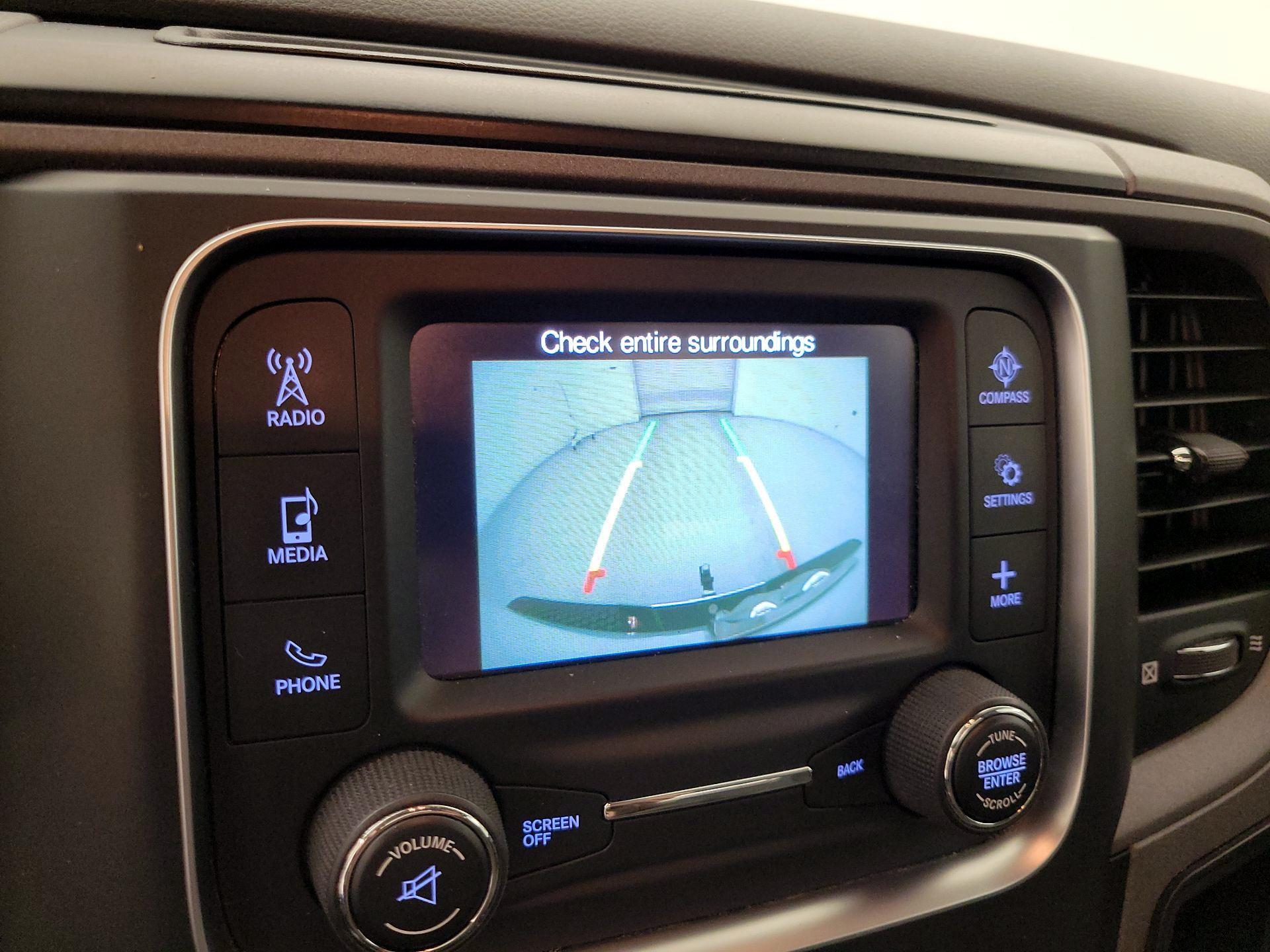 Thumbnail: 2019 RAM 1500 Classic - 14