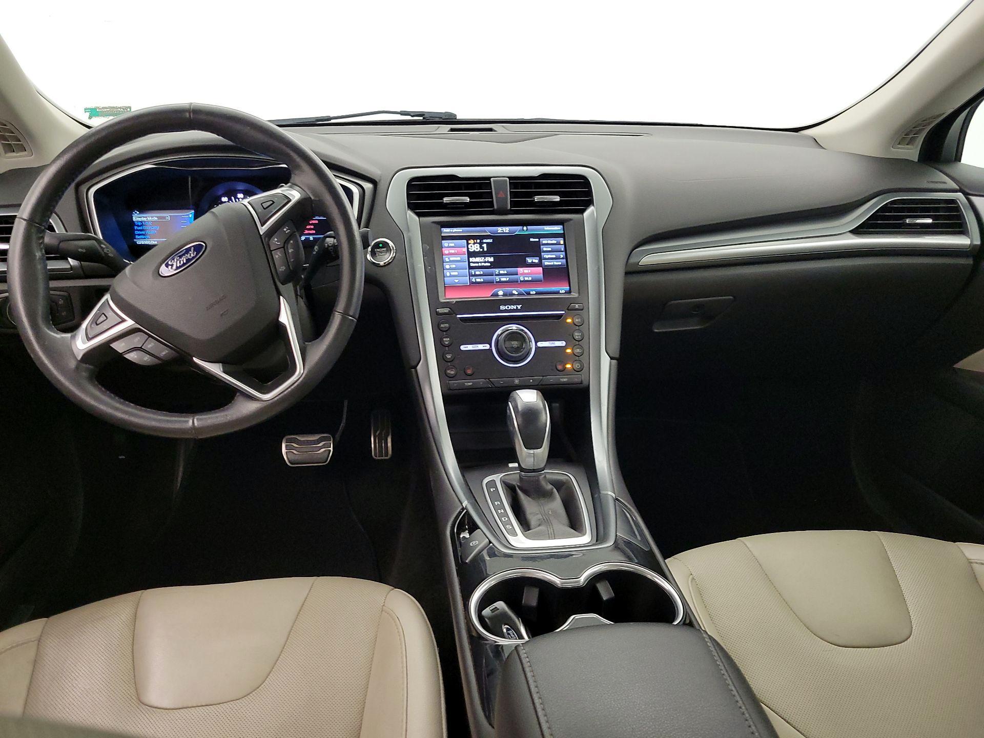 Thumbnail: 2016 Ford Fusion - 9