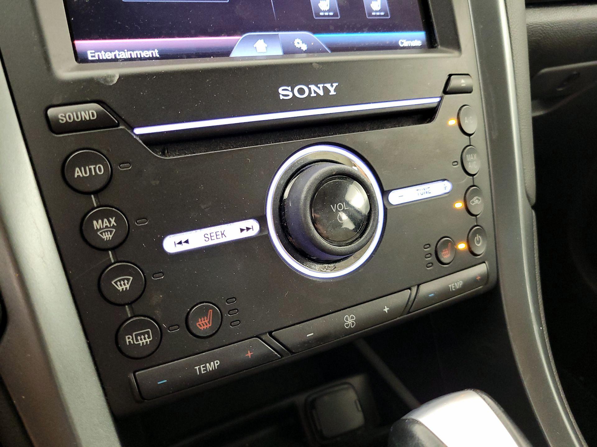 Thumbnail: 2016 Ford Fusion - 16