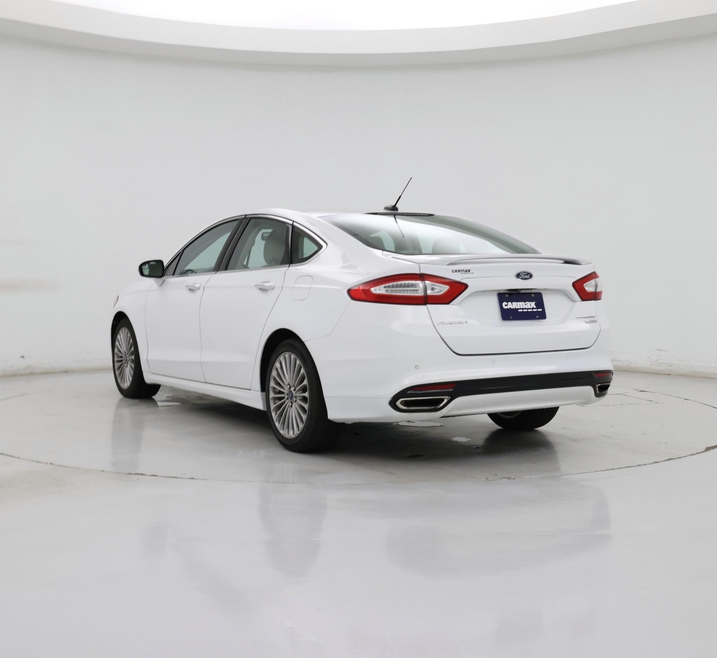 Thumbnail: 2016 Ford Fusion - 2