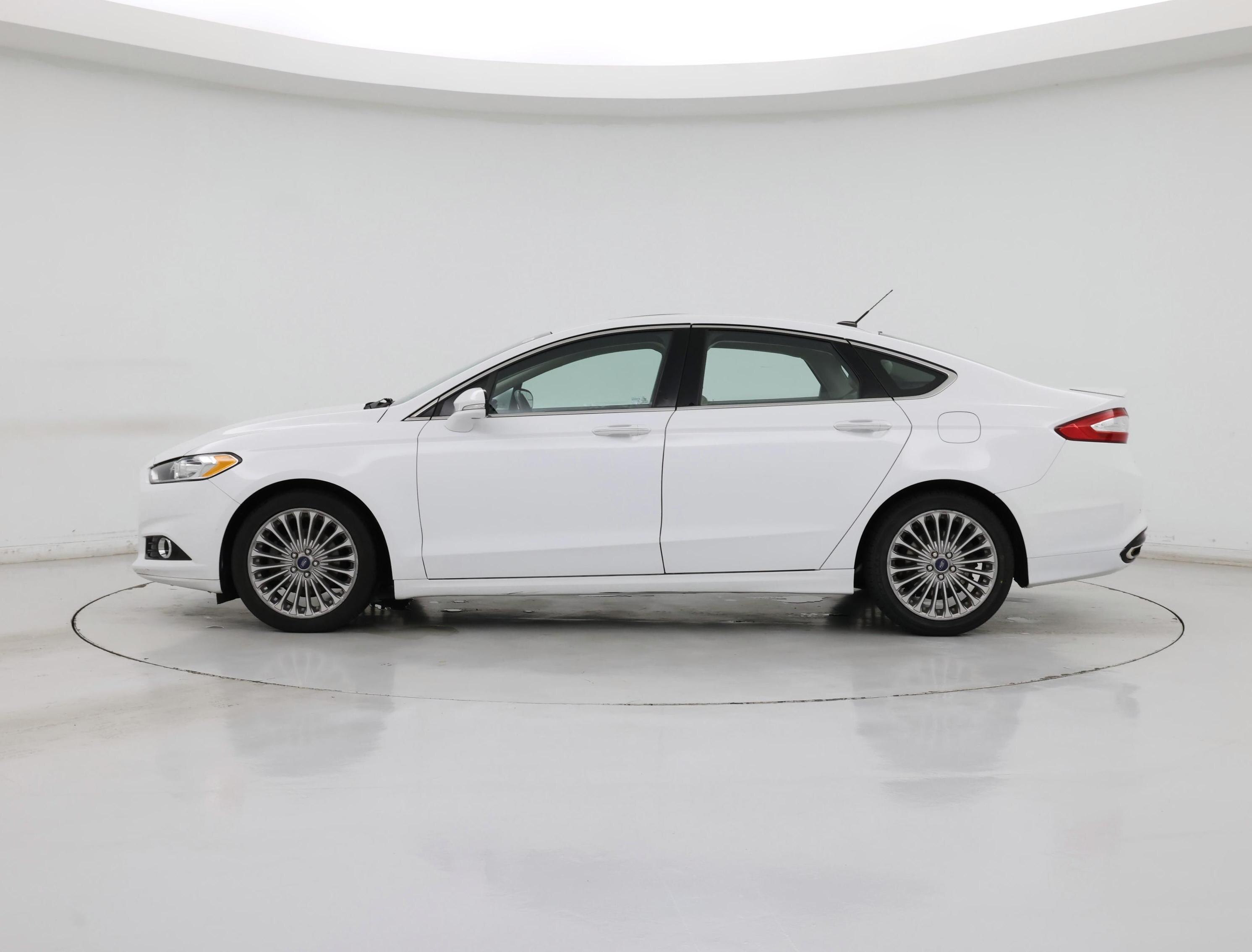 Thumbnail: 2016 Ford Fusion - 3