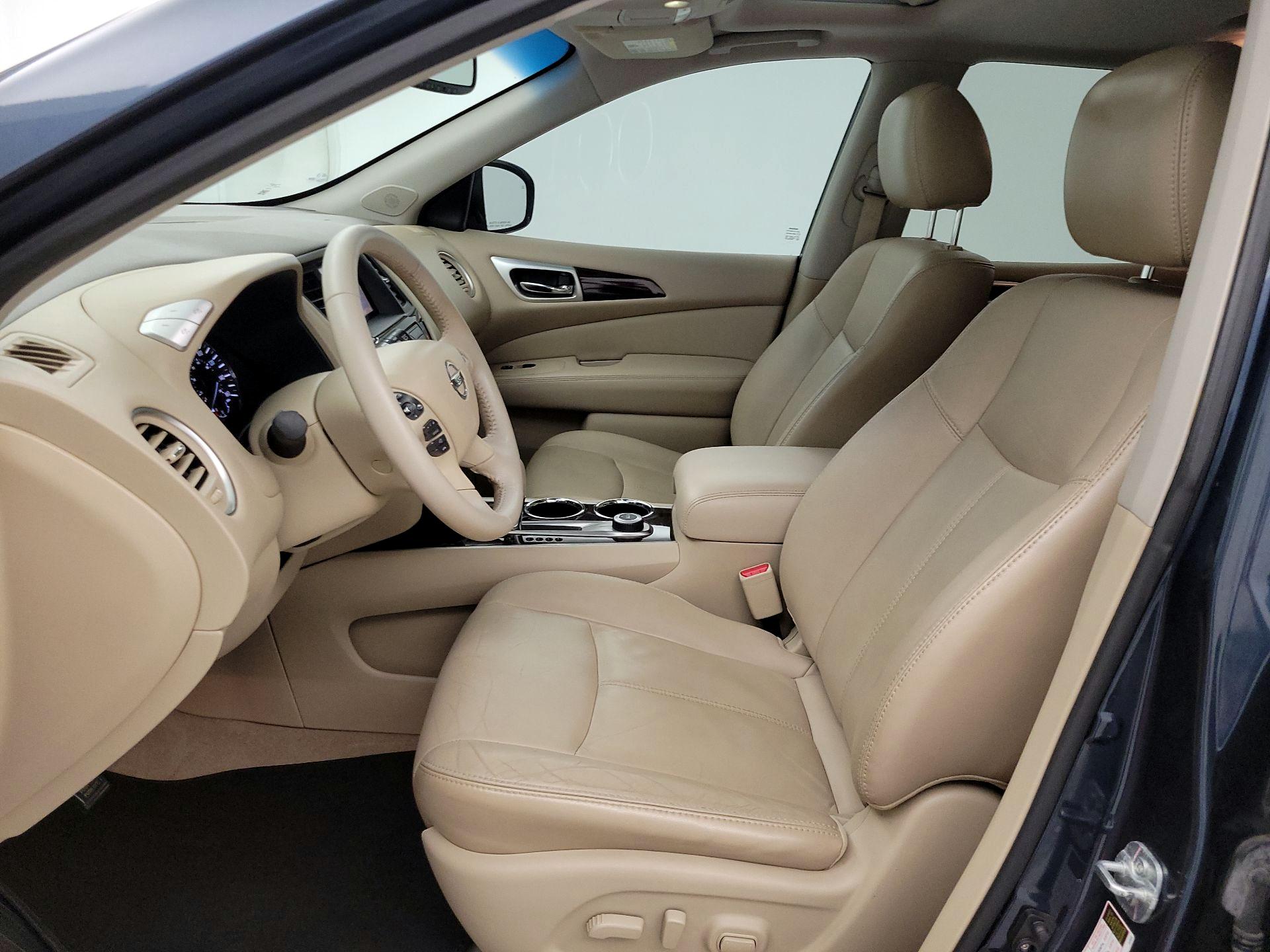 Thumbnail: 2014 Nissan Pathfinder - 11