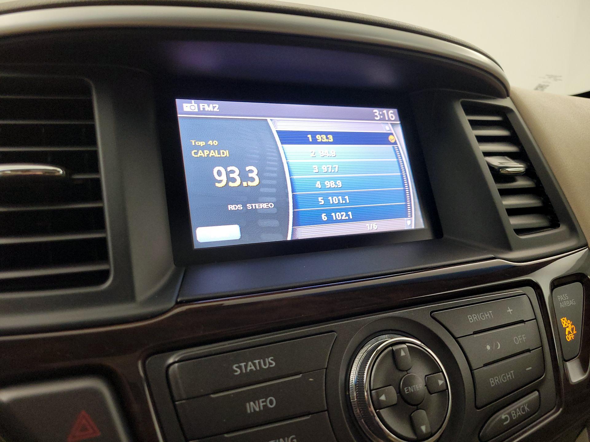 Thumbnail: 2014 Nissan Pathfinder - 15