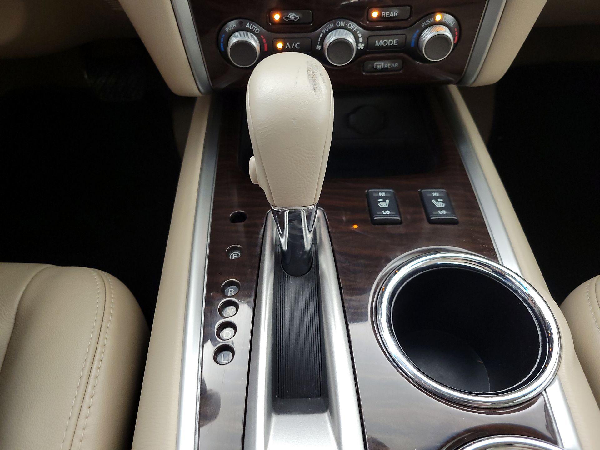 Thumbnail: 2014 Nissan Pathfinder - 17