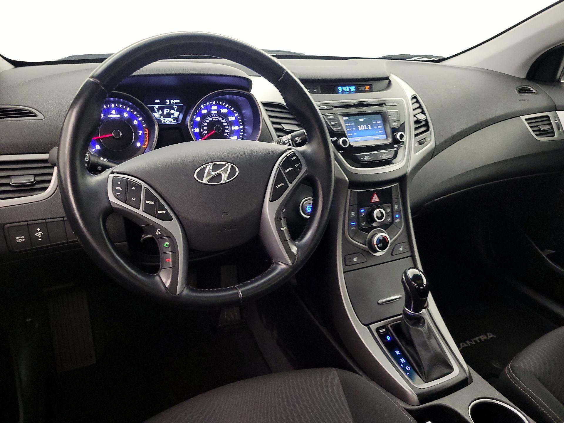 Thumbnail: 2016 Hyundai Elantra - 9