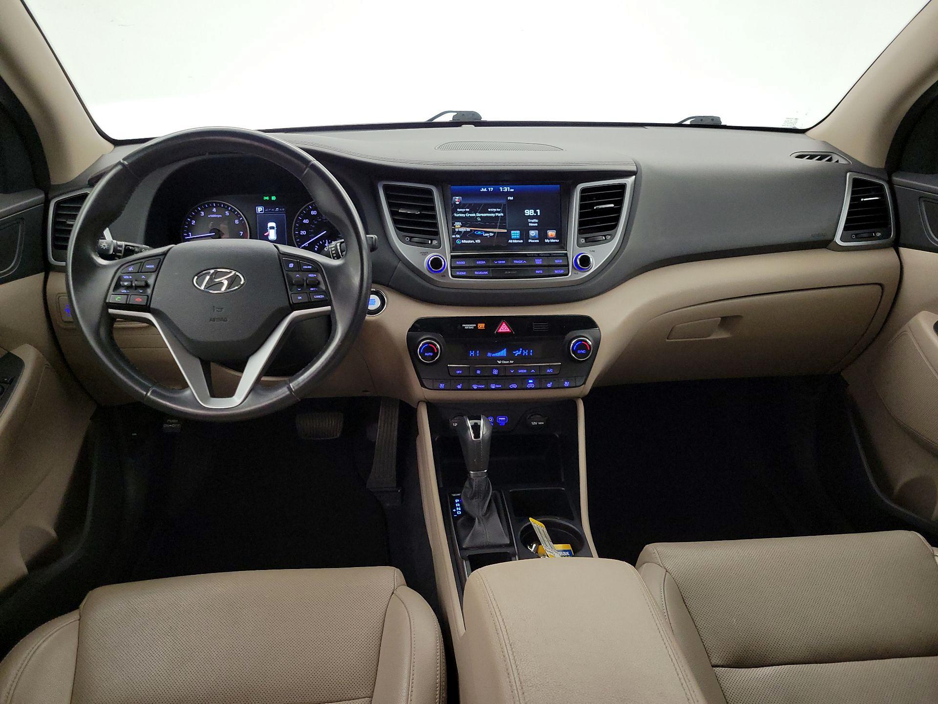 Thumbnail: 2017 Hyundai Tucson - 9