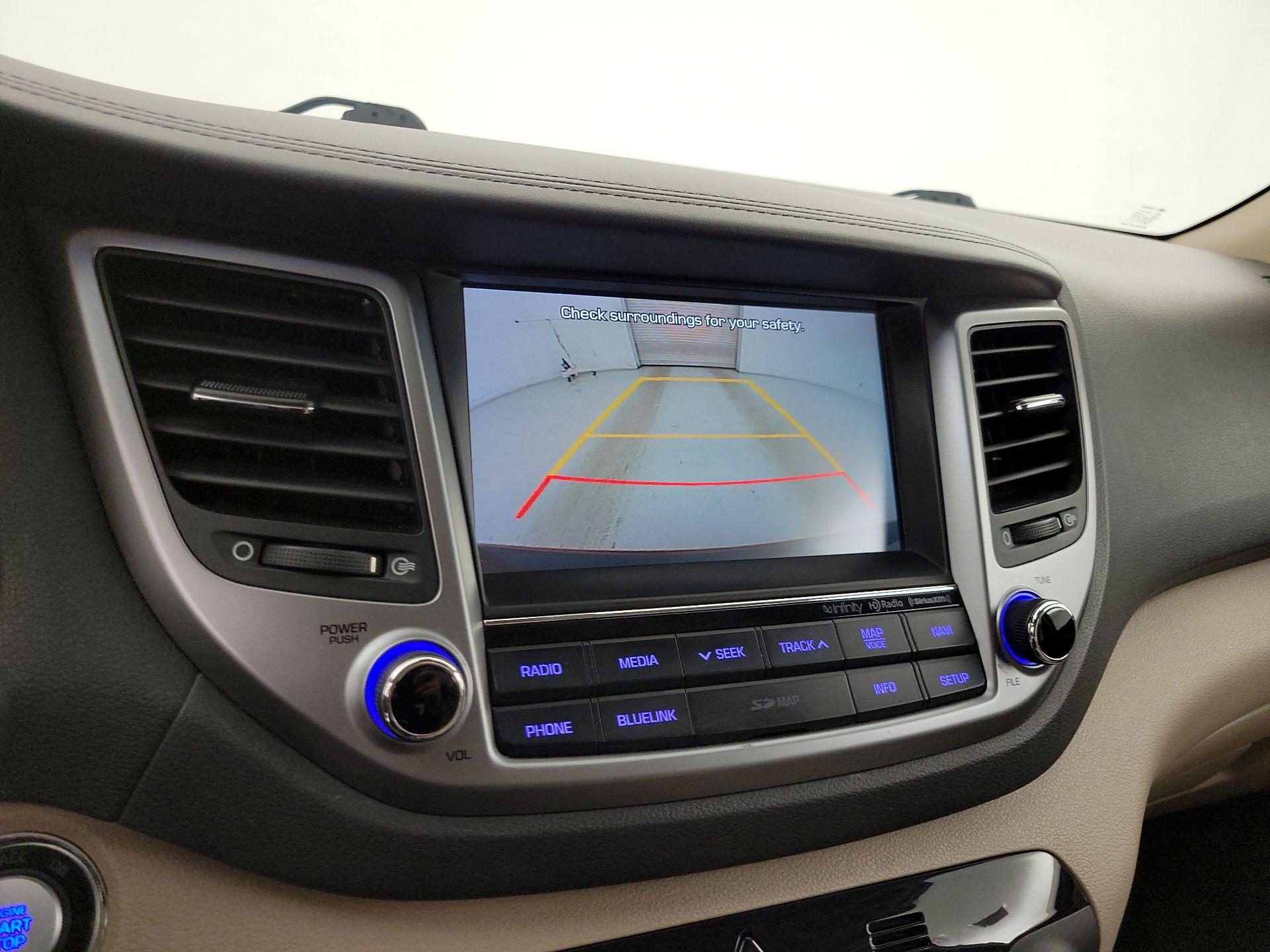 Thumbnail: 2017 Hyundai Tucson - 15