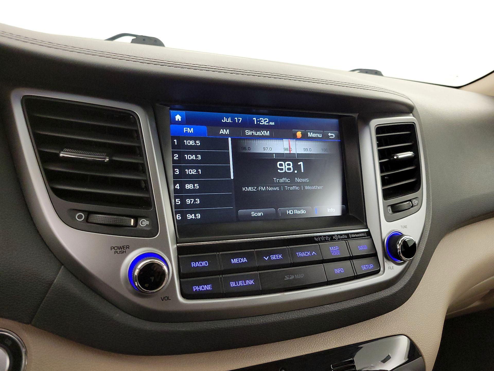 Thumbnail: 2017 Hyundai Tucson - 16