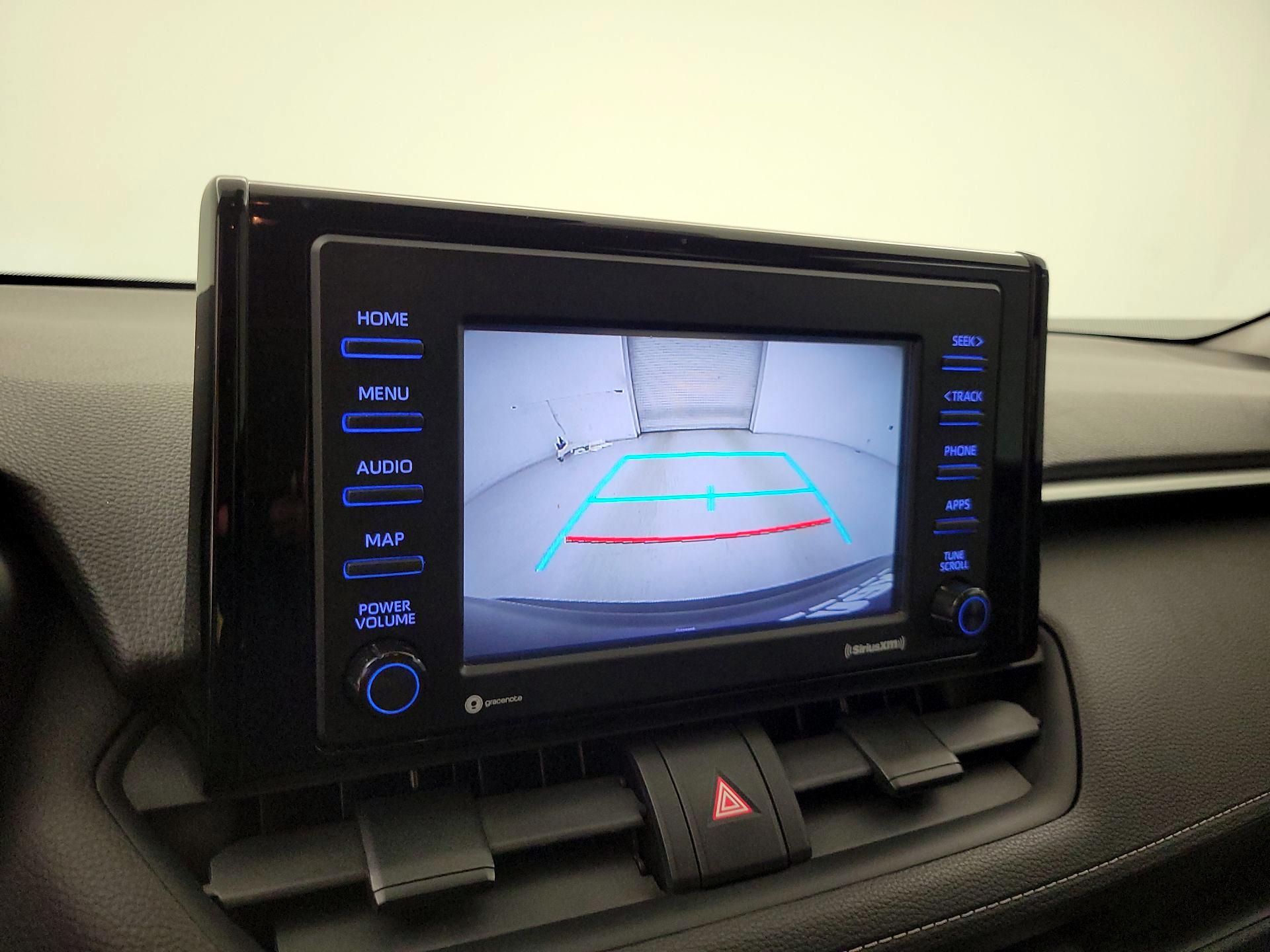 Thumbnail: 2020 Toyota RAV4 - 14