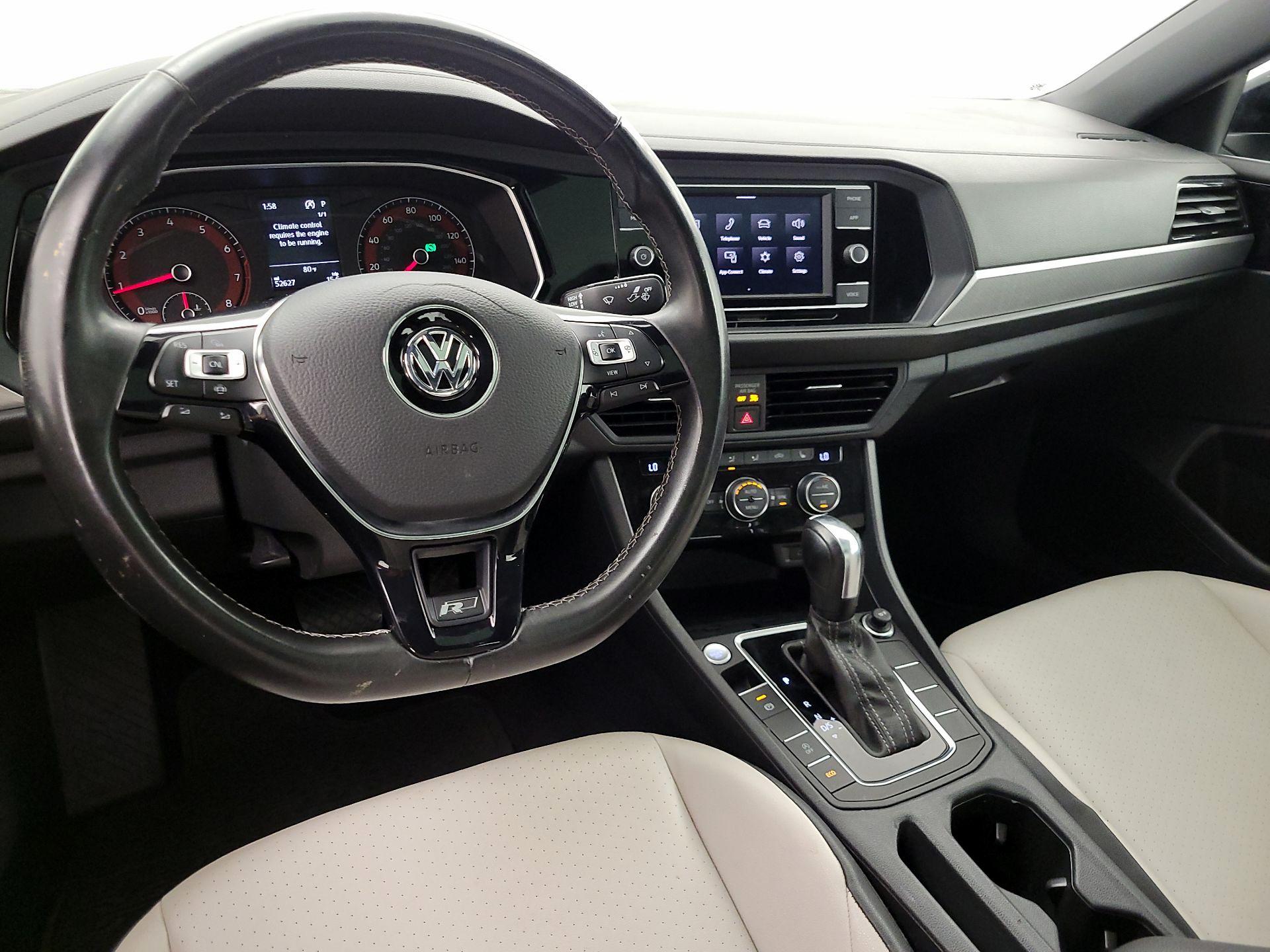 Thumbnail: 2020 Volkswagen Jetta - 9