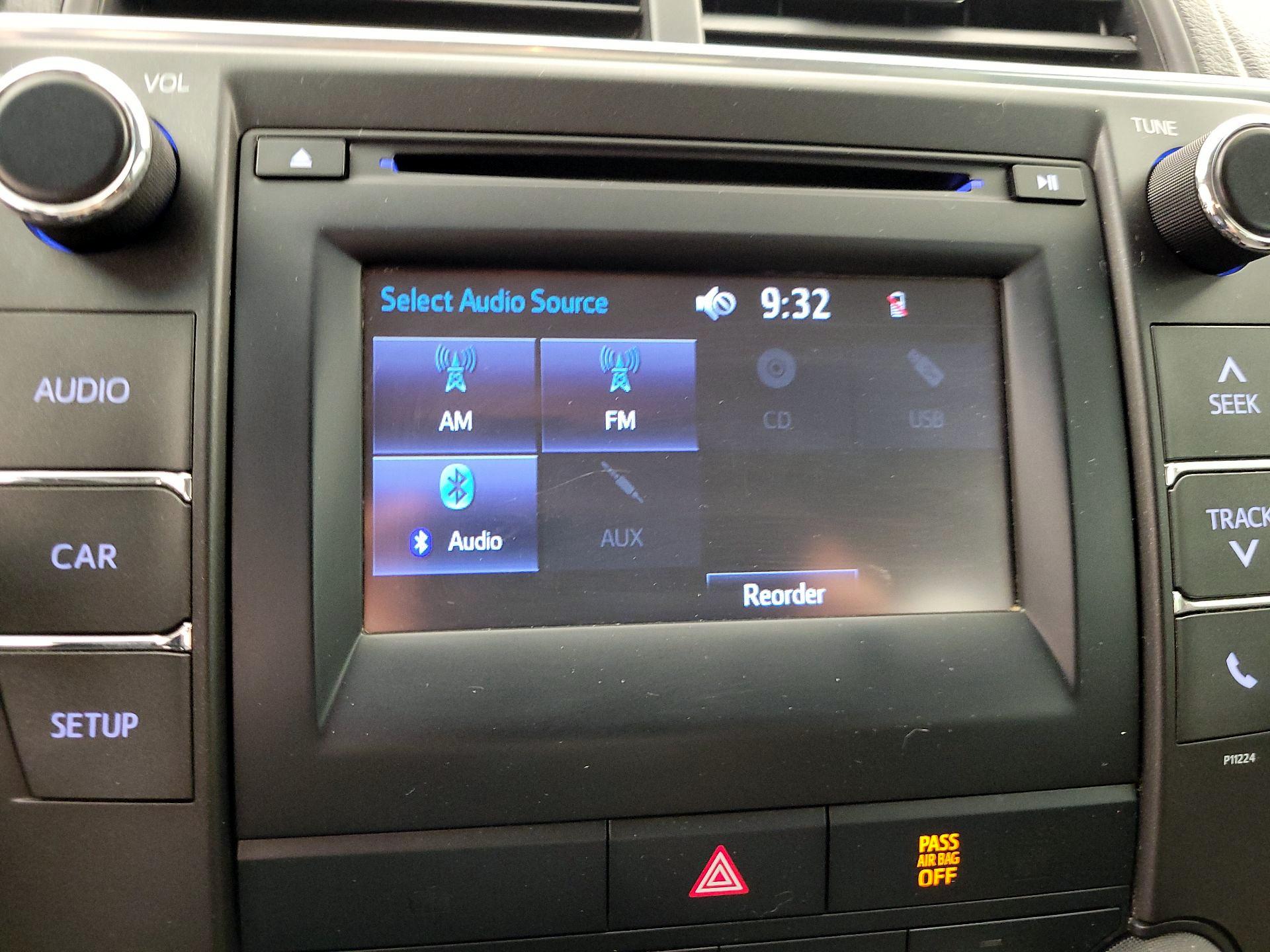Thumbnail: 2016 Toyota Camry - 15