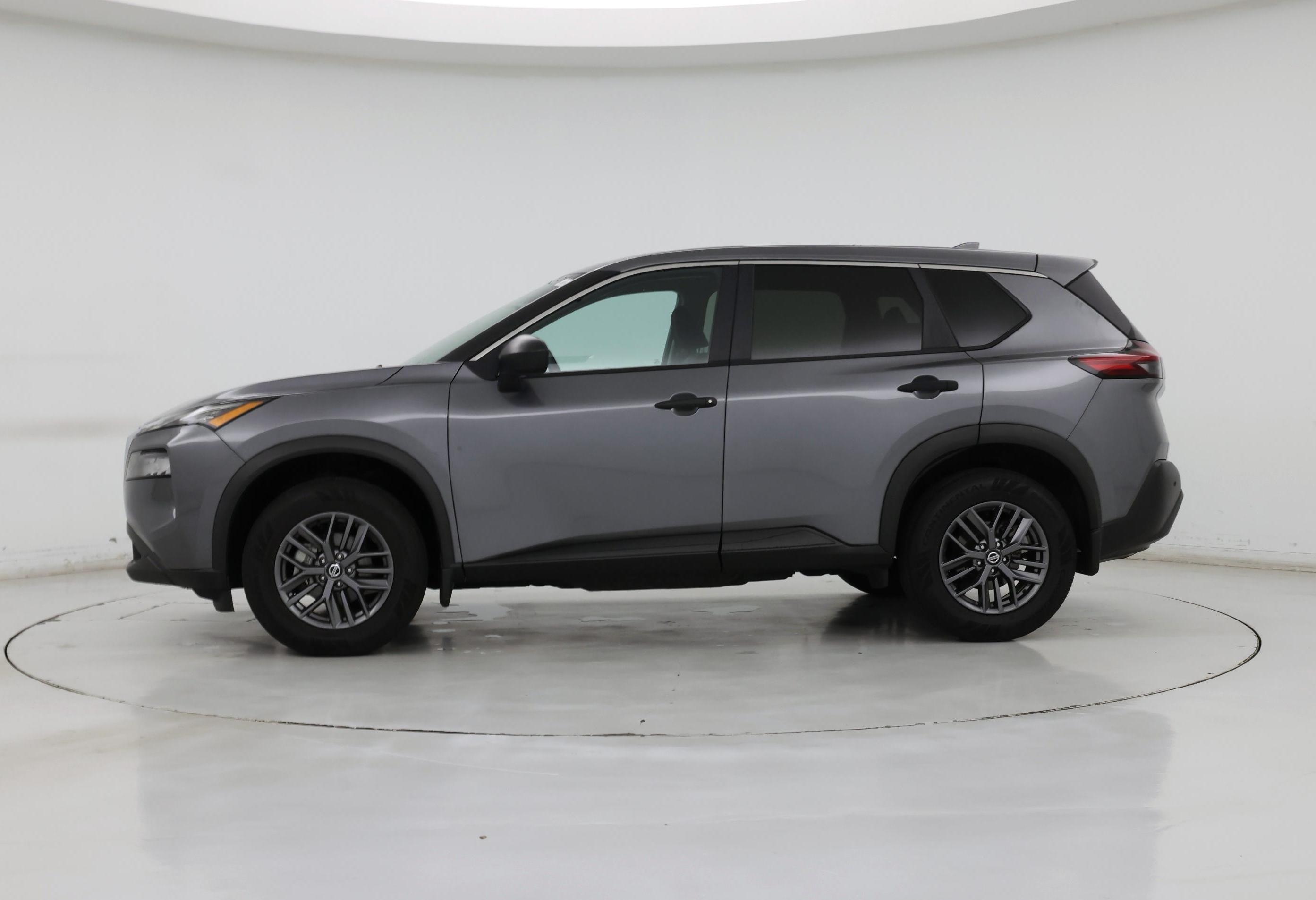 Thumbnail: 2021 Nissan Rogue - 3