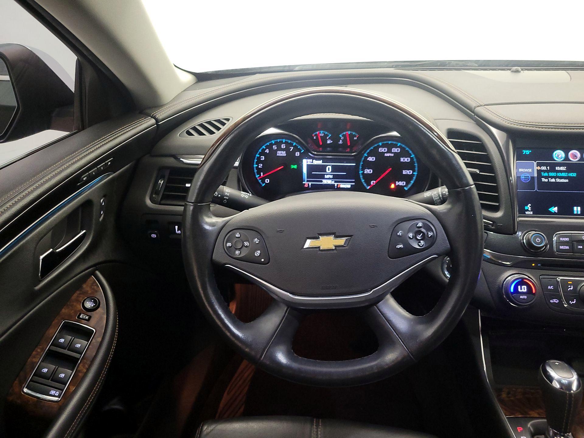 Thumbnail: 2014 Chevrolet Impala - 10