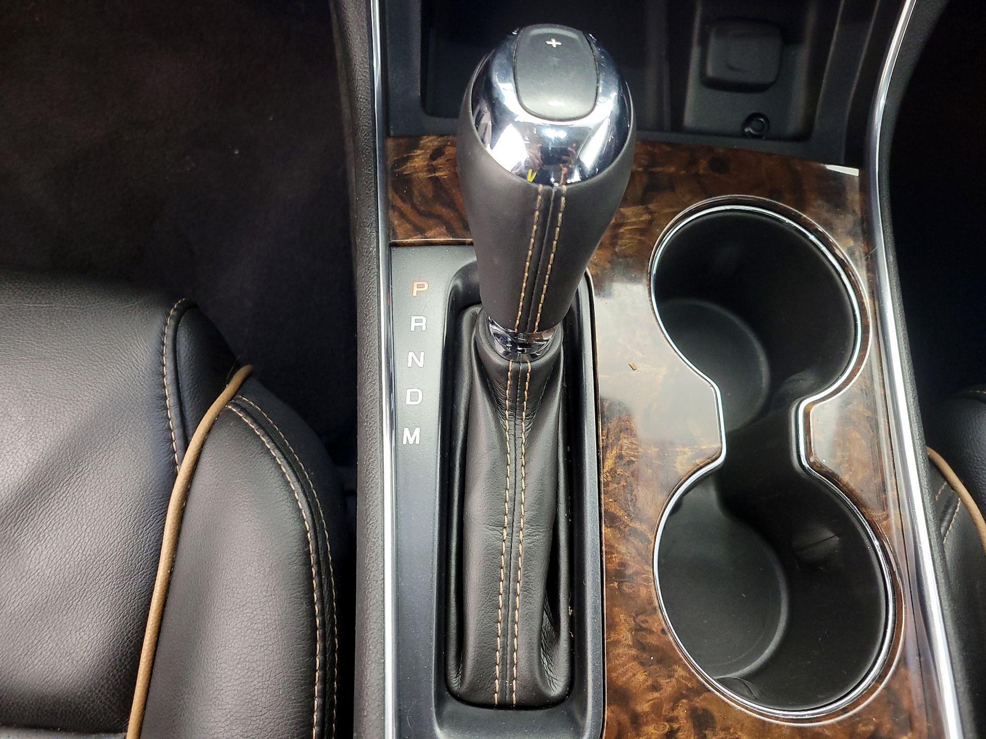 Thumbnail: 2014 Chevrolet Impala - 17