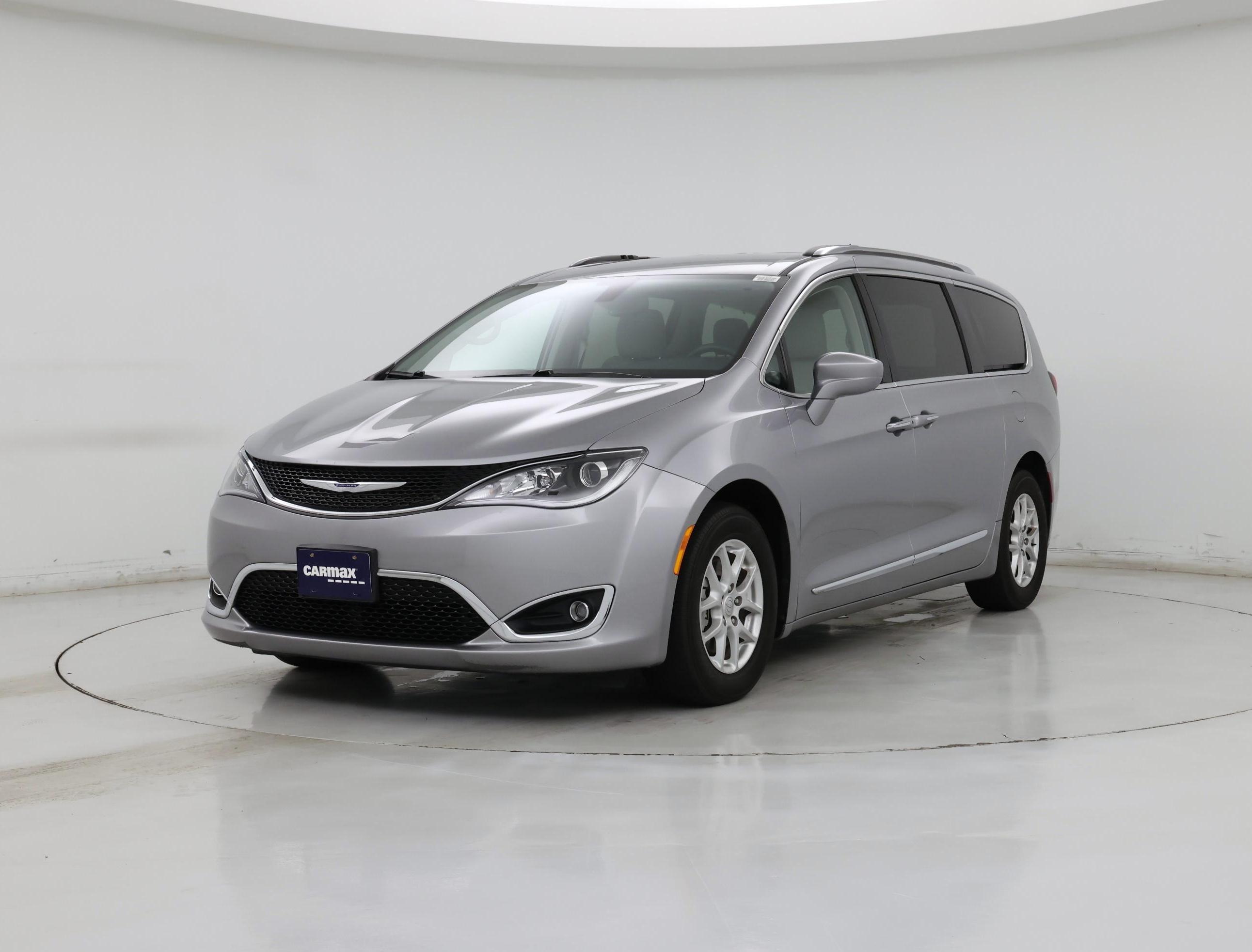 Thumbnail: 2020 Chrysler Pacifica - 4
