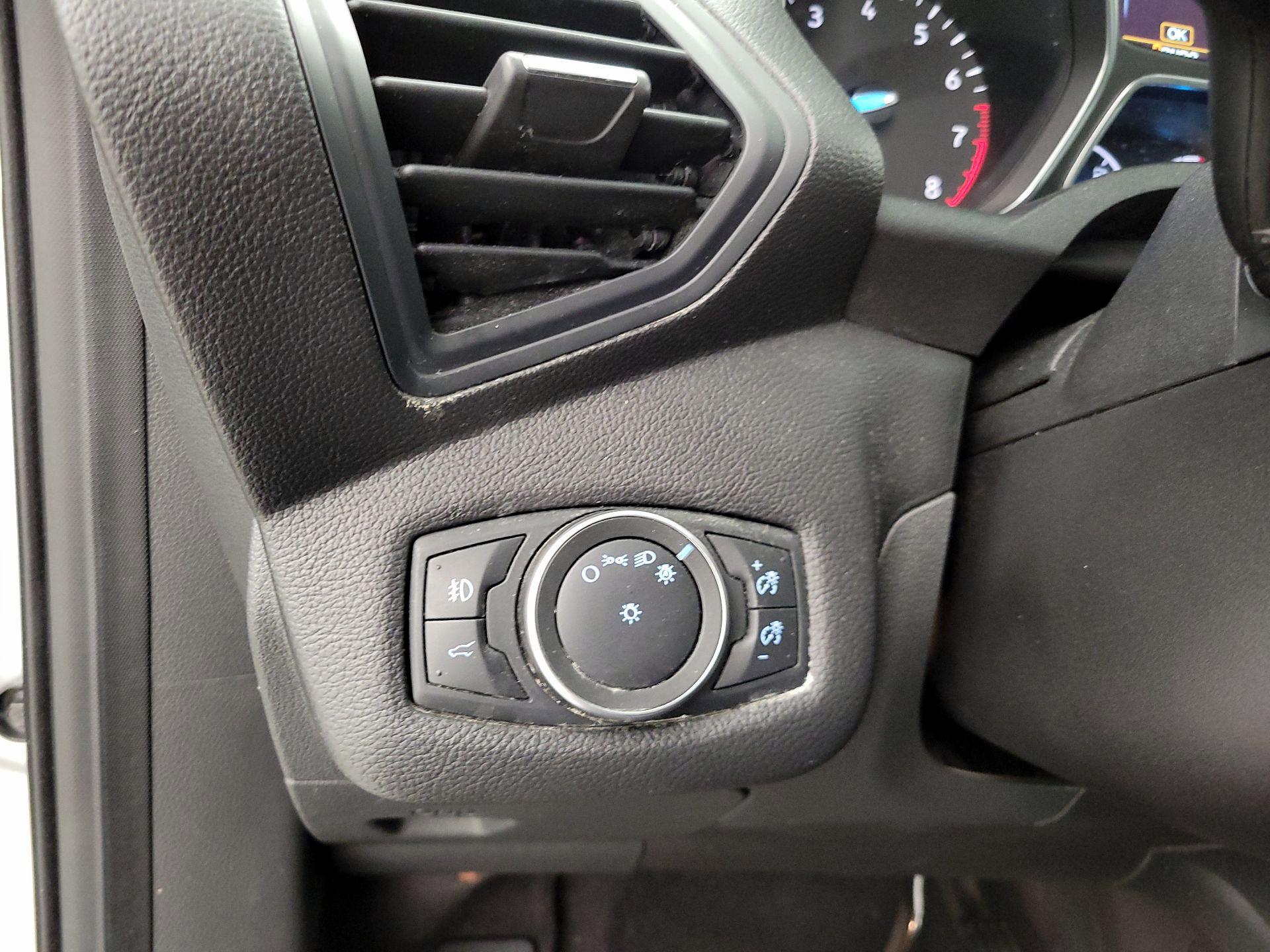 Thumbnail: 2019 Ford Escape - 13