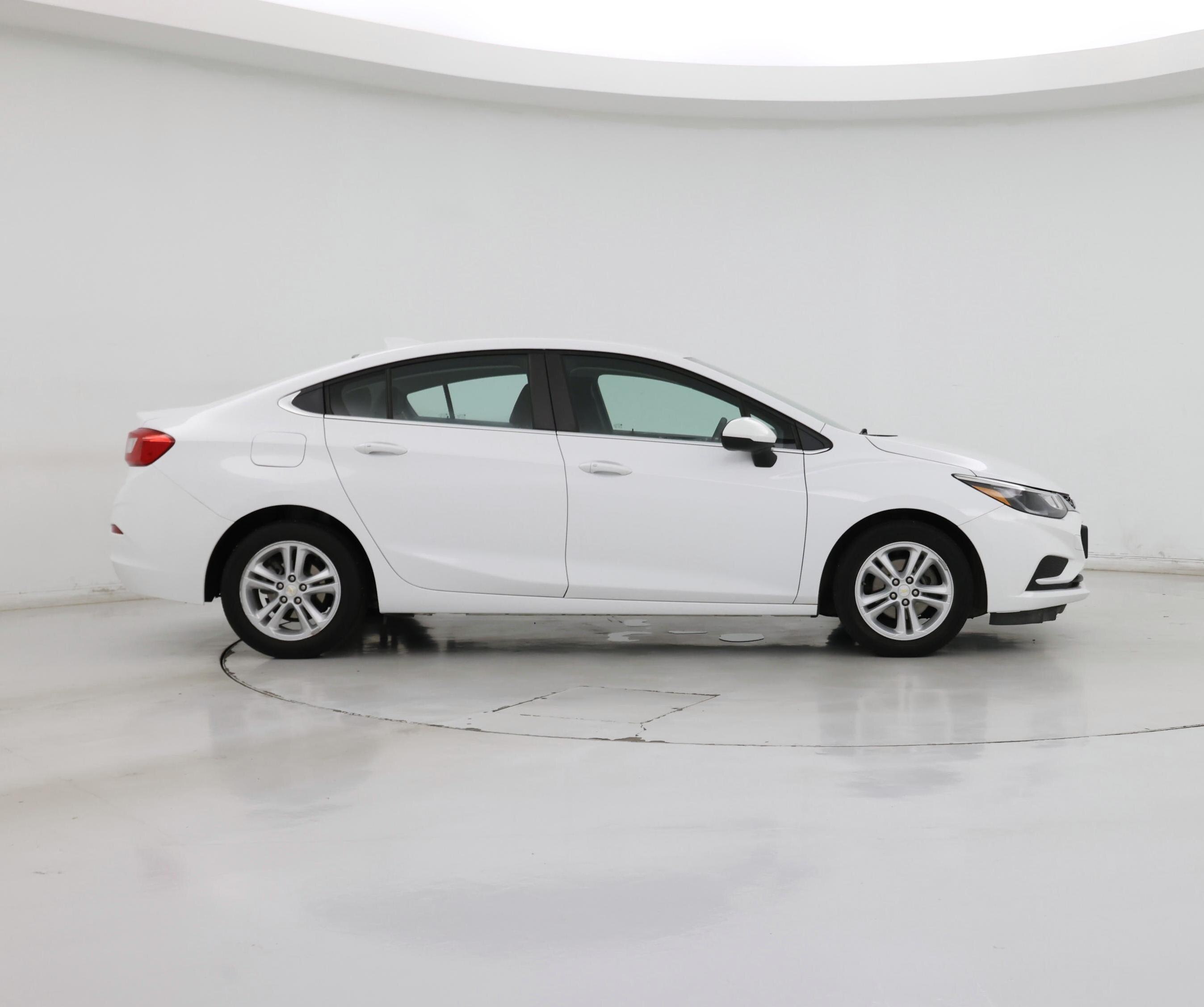 Thumbnail: 2018 Chevrolet Cruze - 7