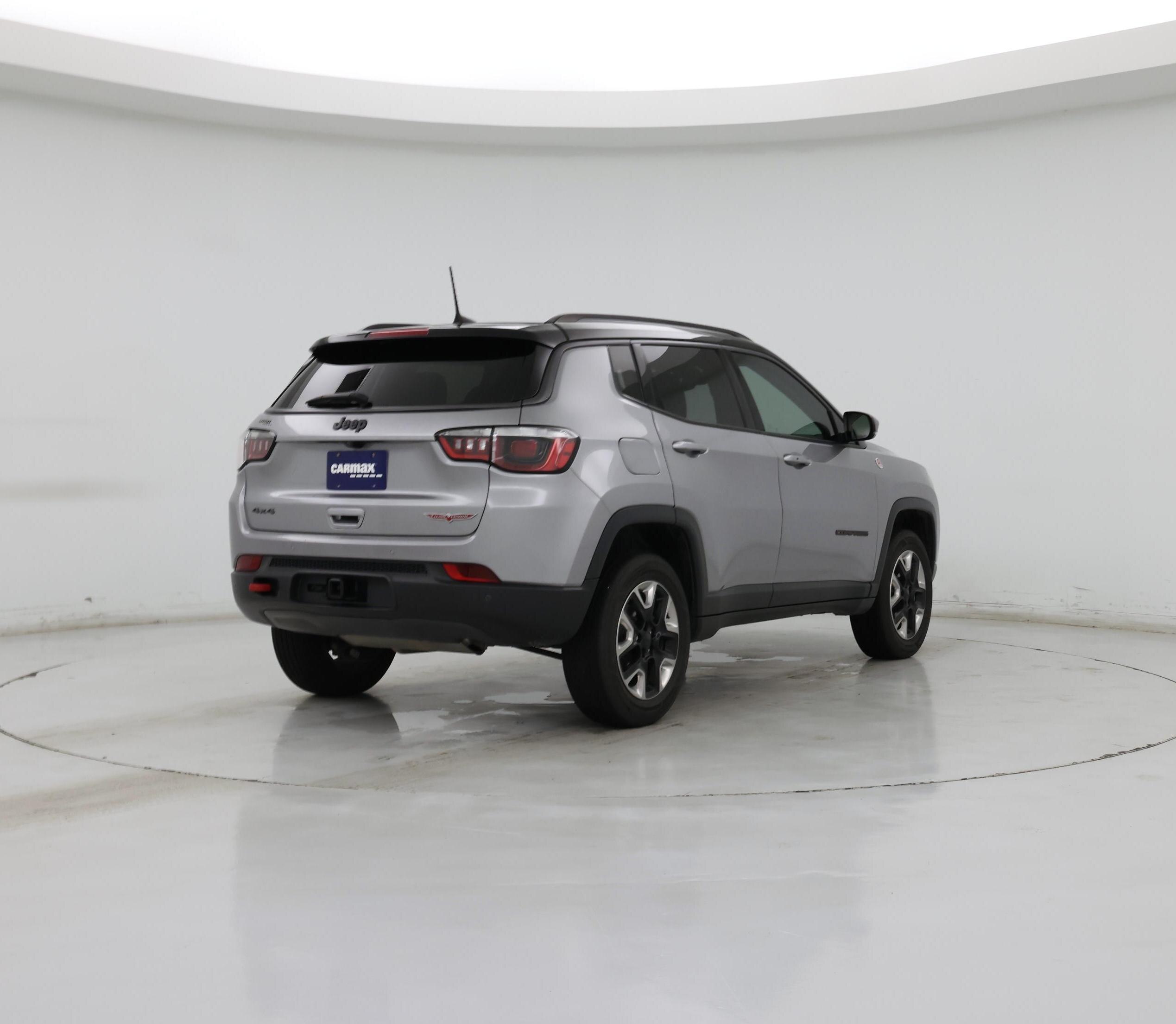 Thumbnail: 2017 Jeep Compass - 8