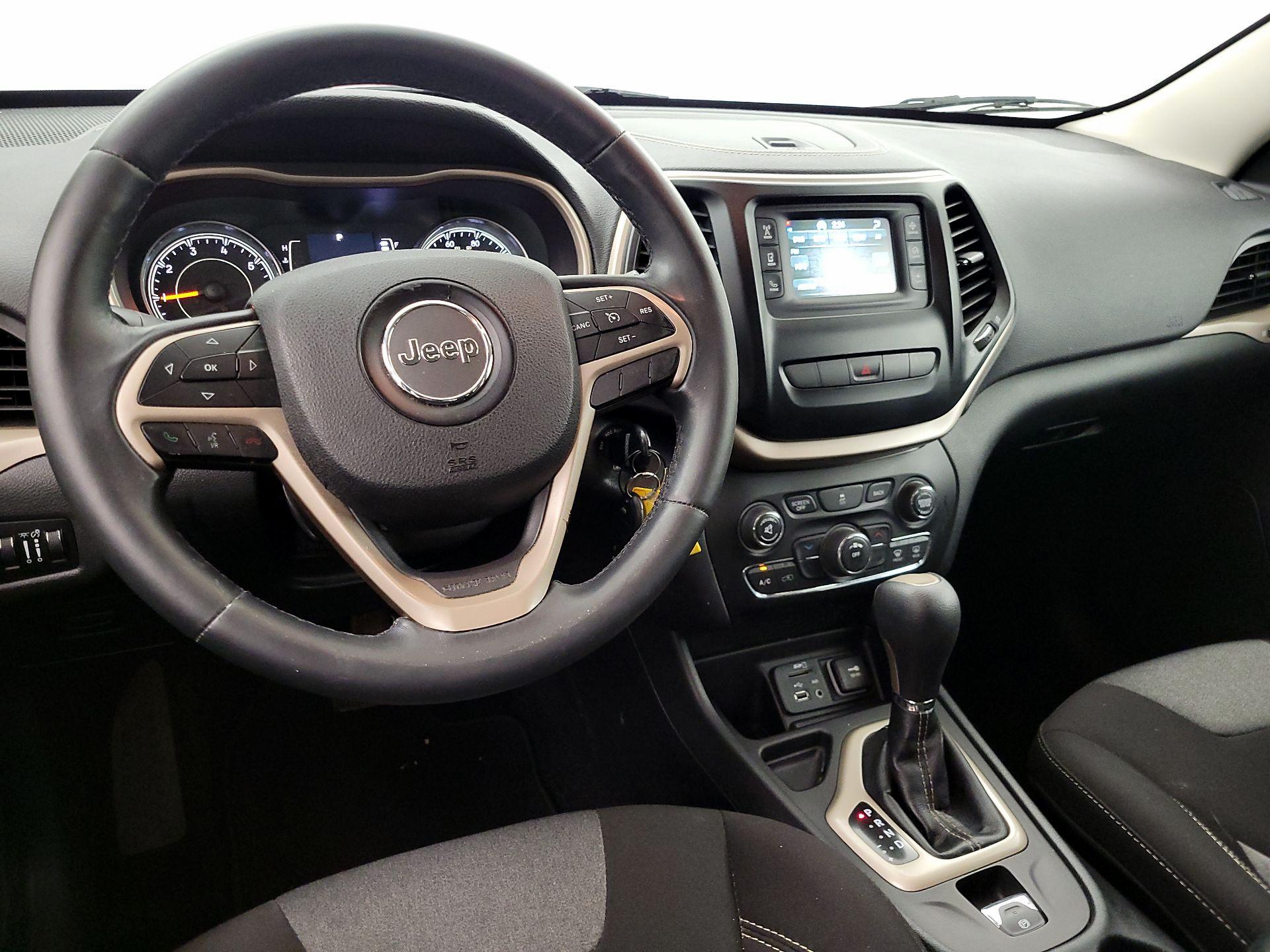 Thumbnail: 2014 Jeep Cherokee - 9