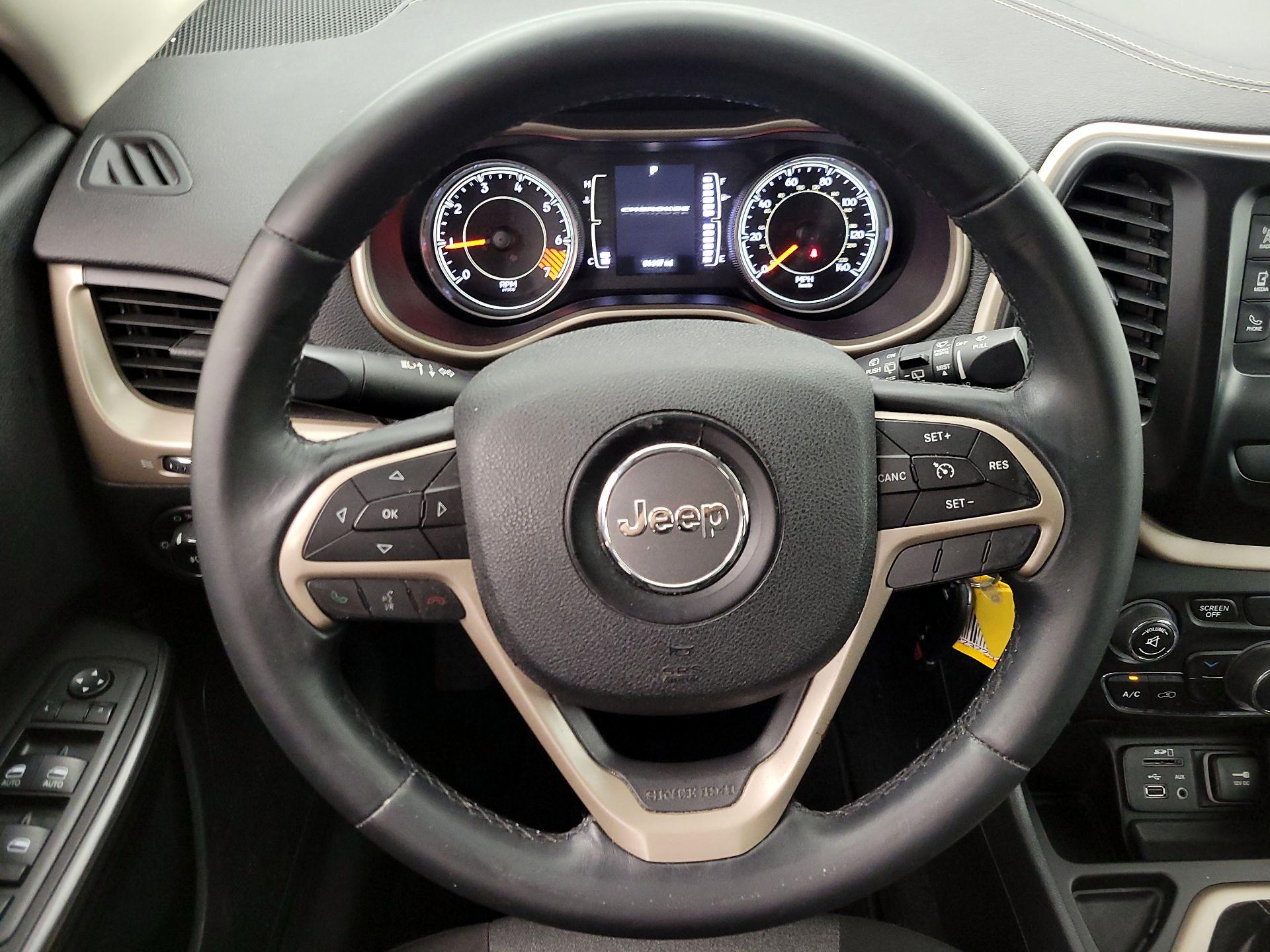 Thumbnail: 2014 Jeep Cherokee - 10
