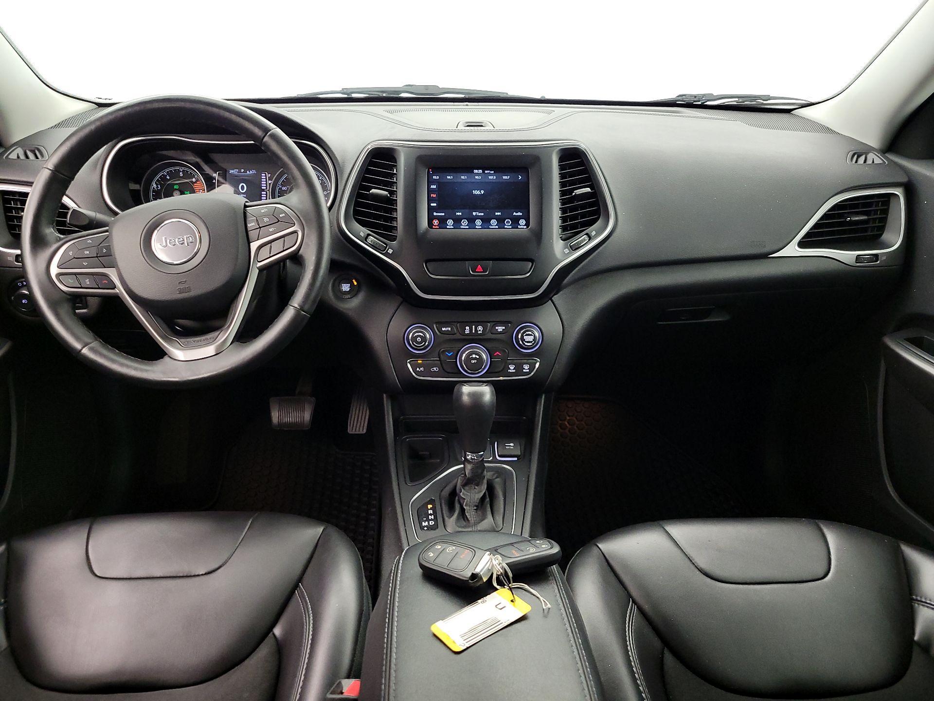 Thumbnail: 2019 Jeep Cherokee - 9