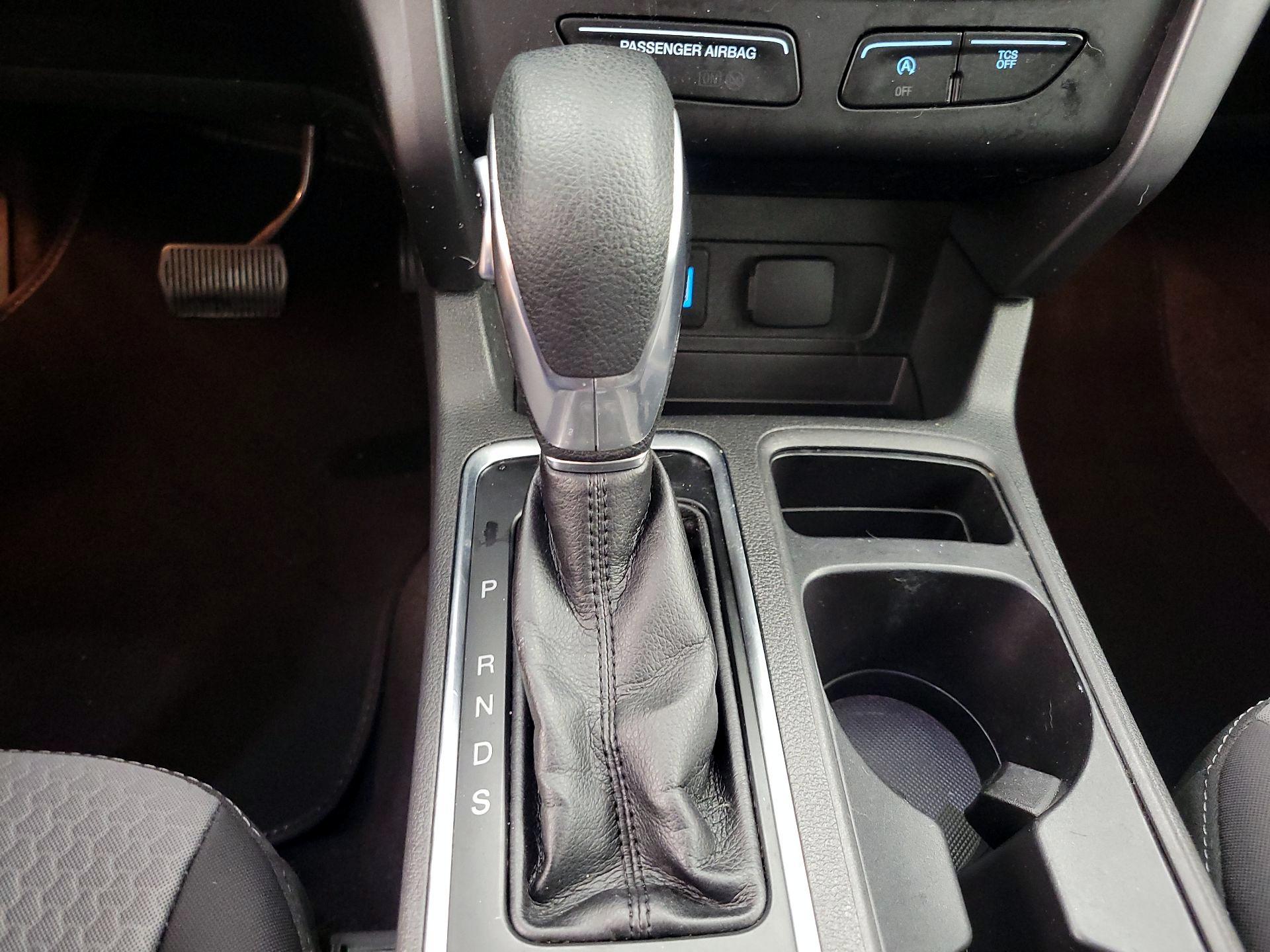 Thumbnail: 2019 Ford Escape - 17