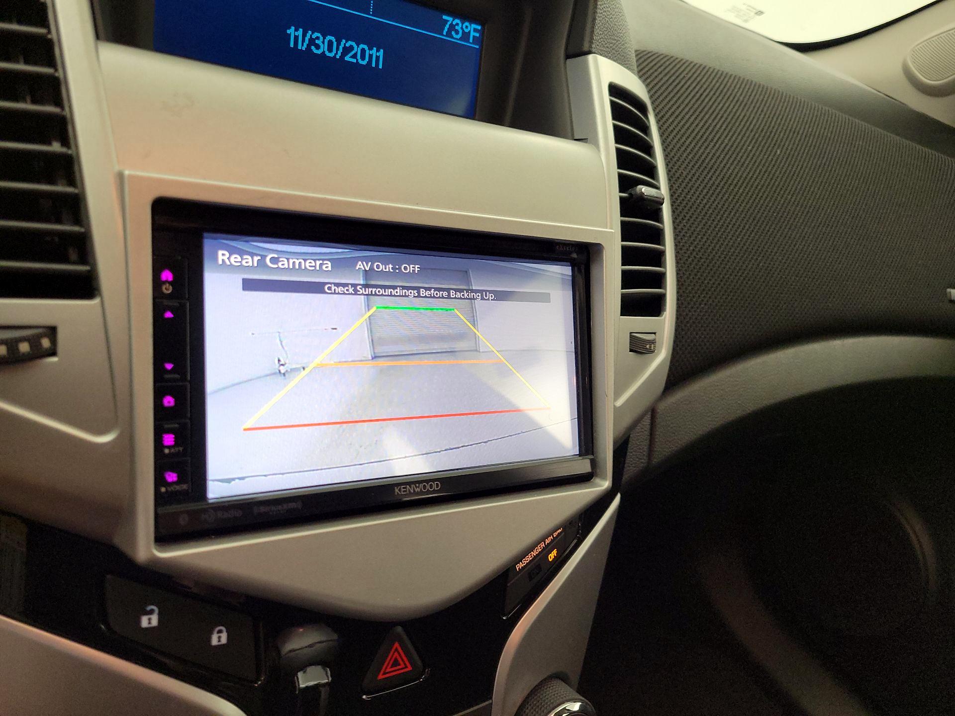 Thumbnail: 2014 Chevrolet Cruze - 14