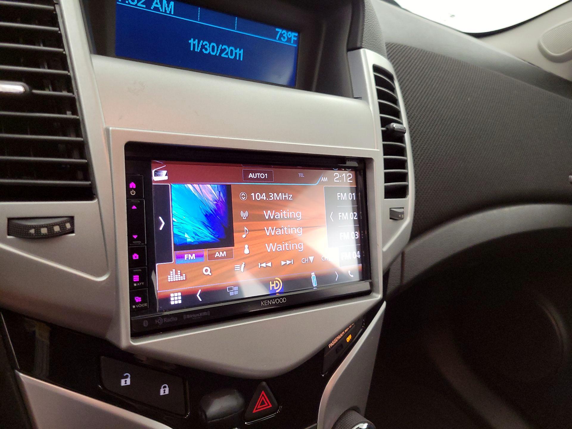 Thumbnail: 2014 Chevrolet Cruze - 15