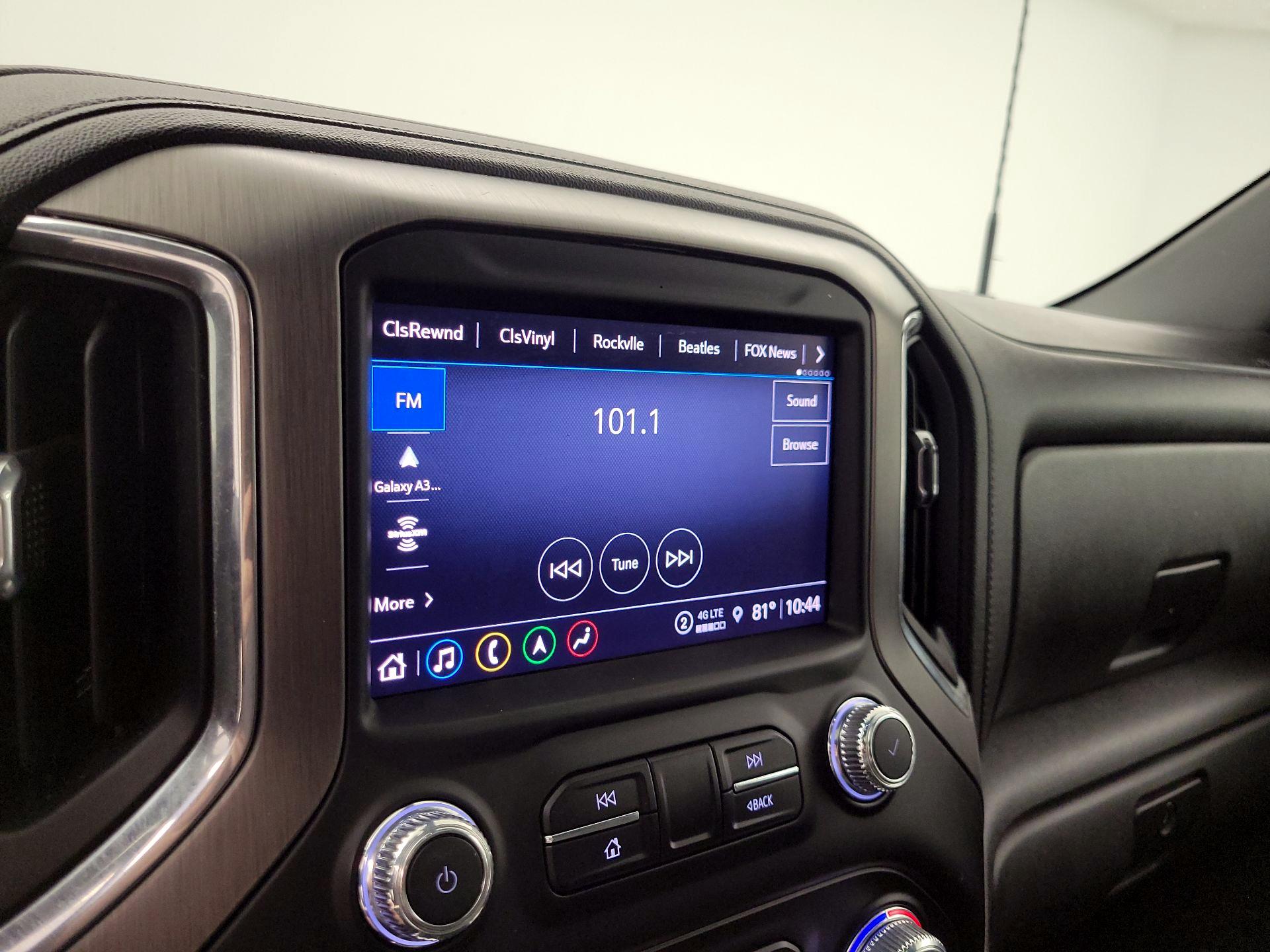 Thumbnail: 2022 GMC Sierra 2500 - 16
