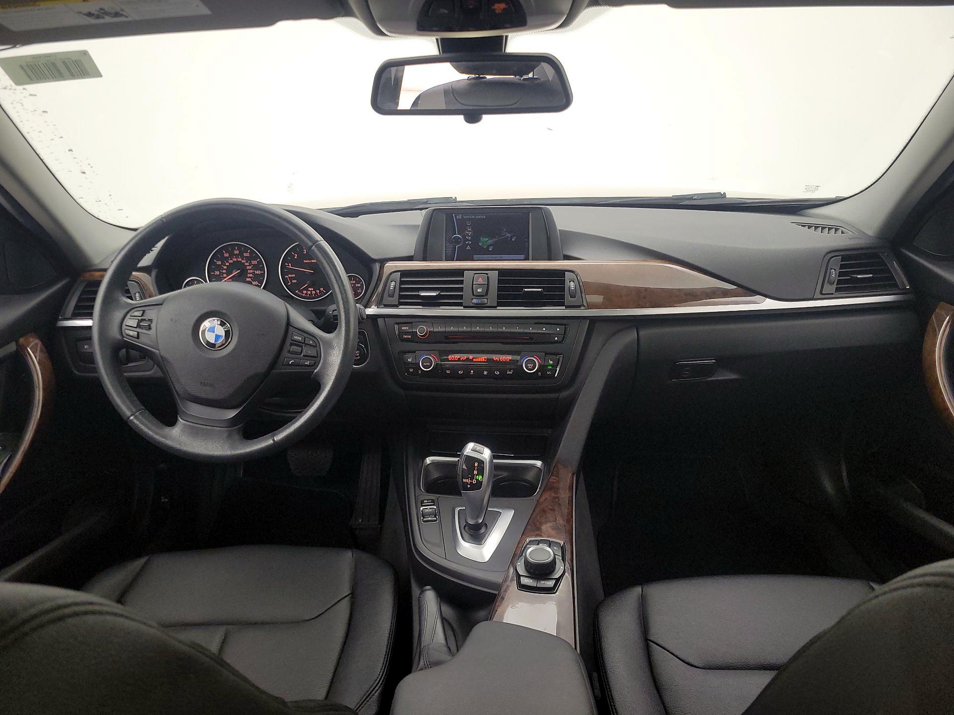 Thumbnail: 2014 BMW 3 Series - 9