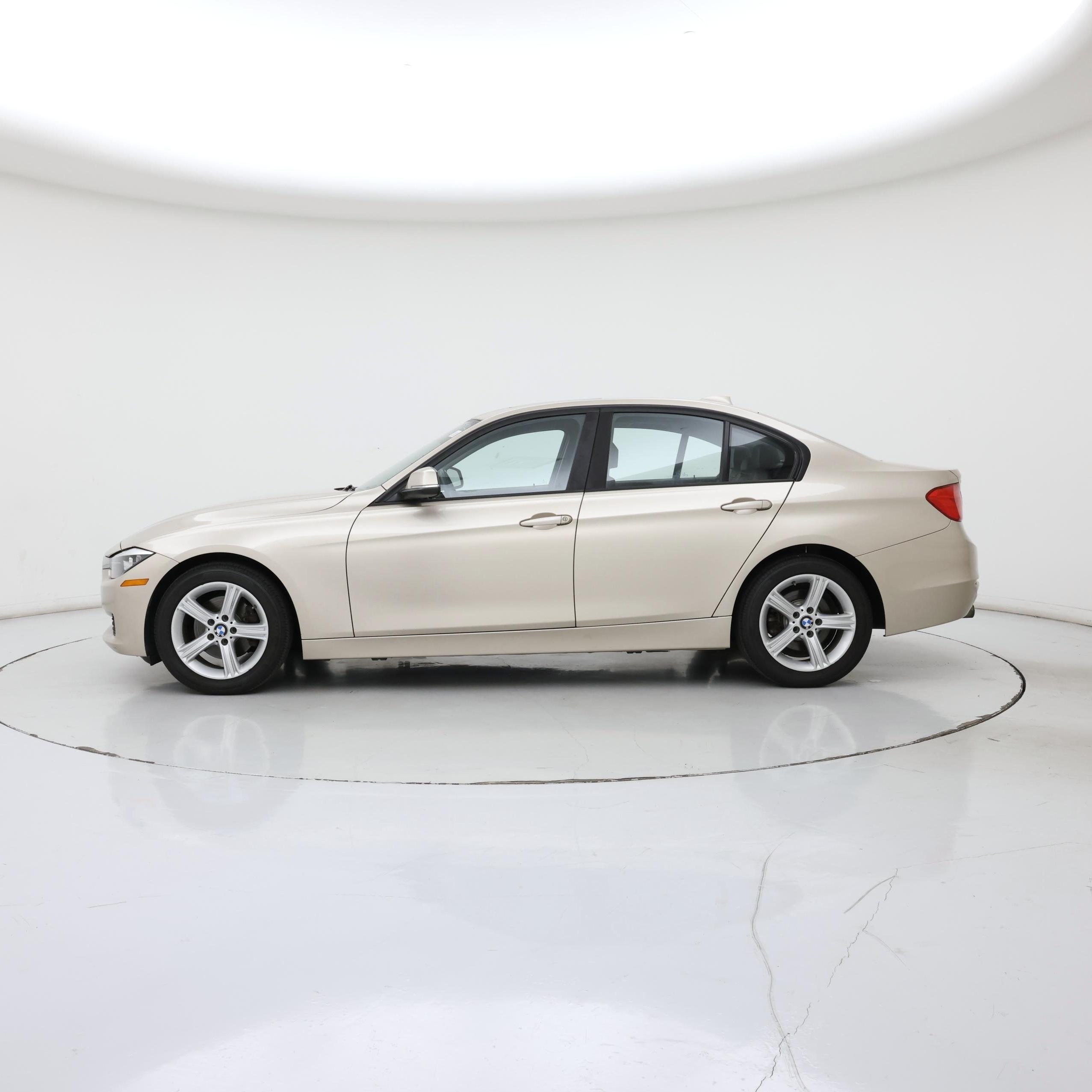 Thumbnail: 2014 BMW 3 Series - 3