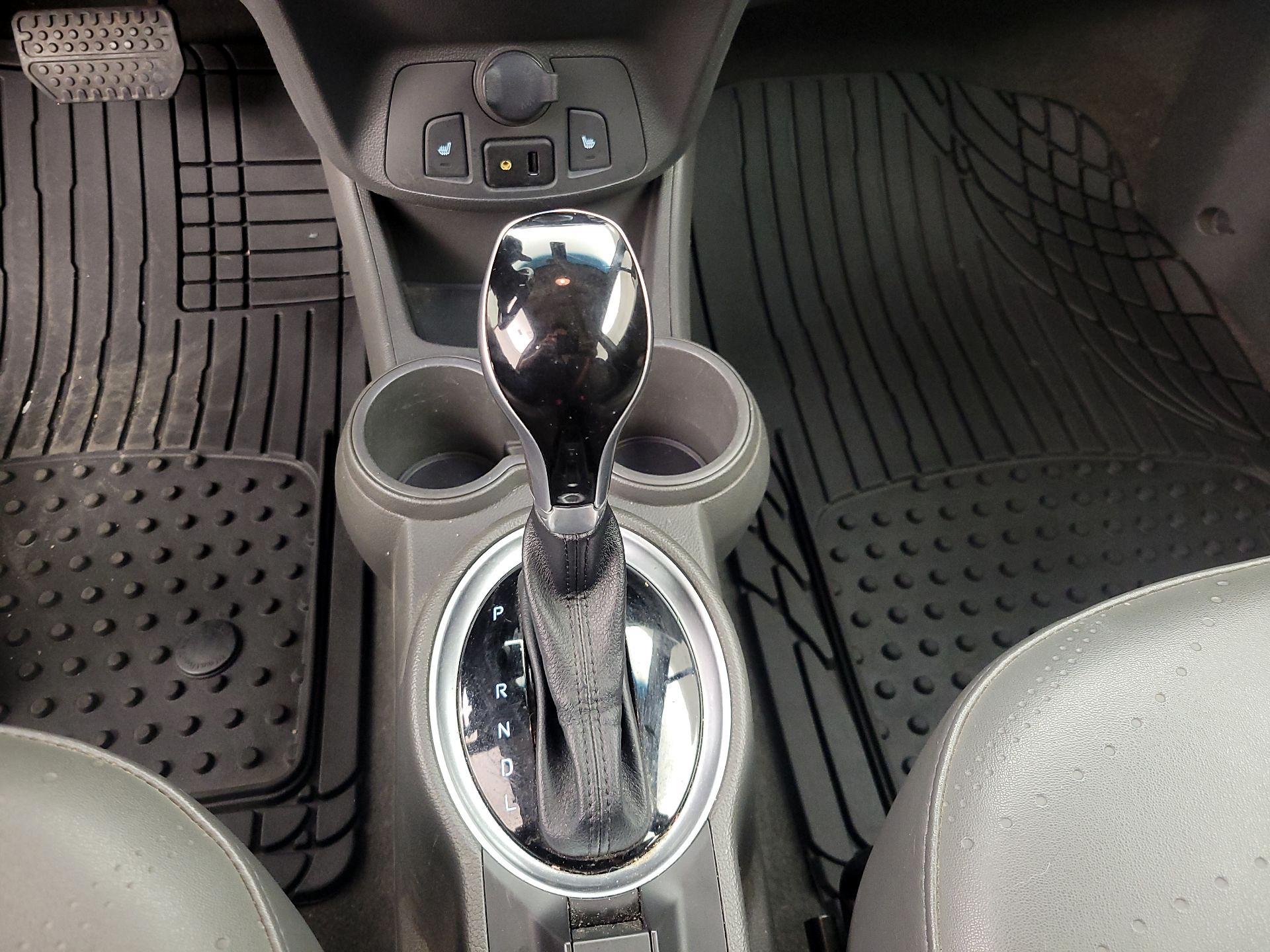 Thumbnail: 2015 Chevrolet Spark - 16