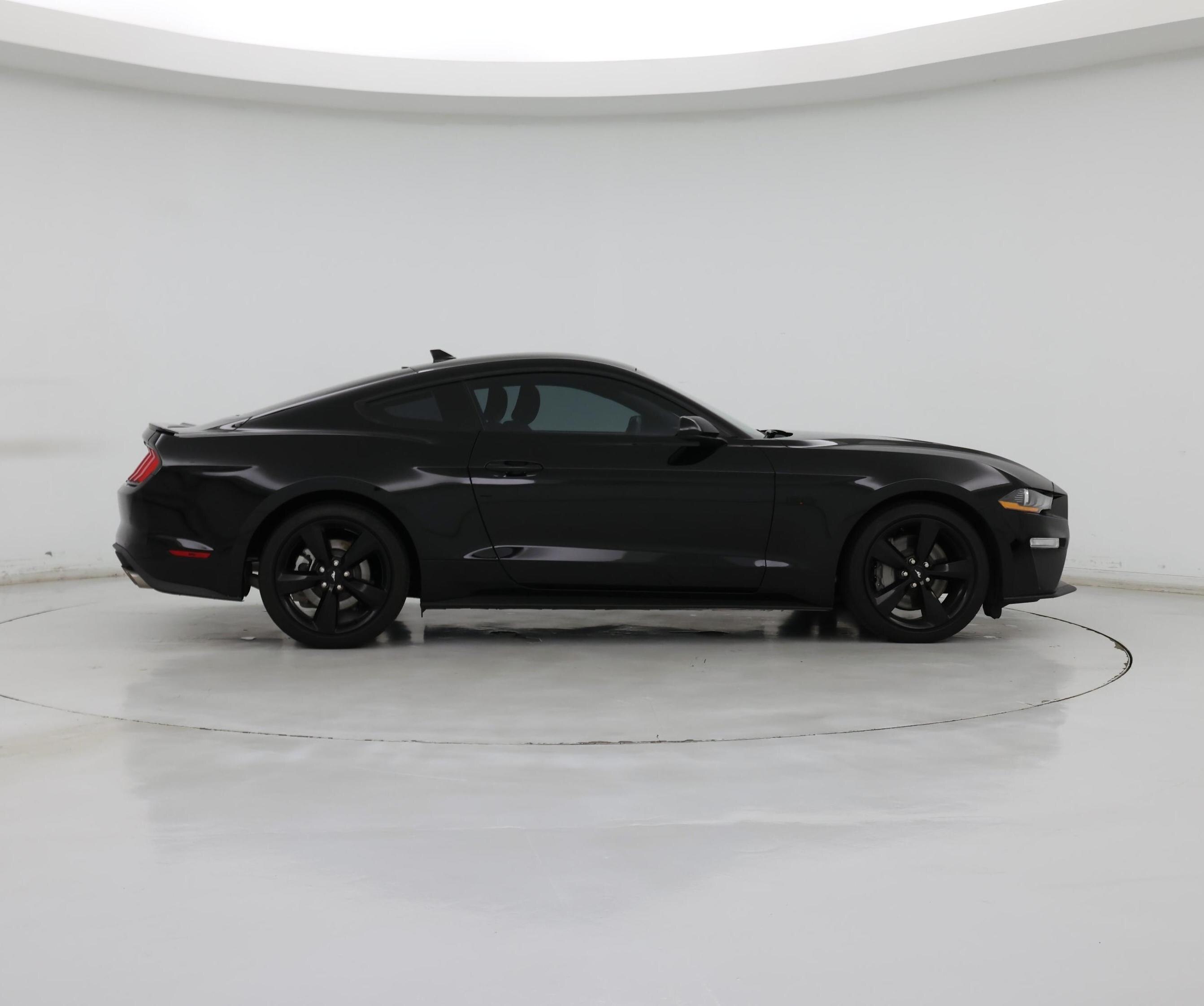 Thumbnail: 2022 Ford Mustang - 7