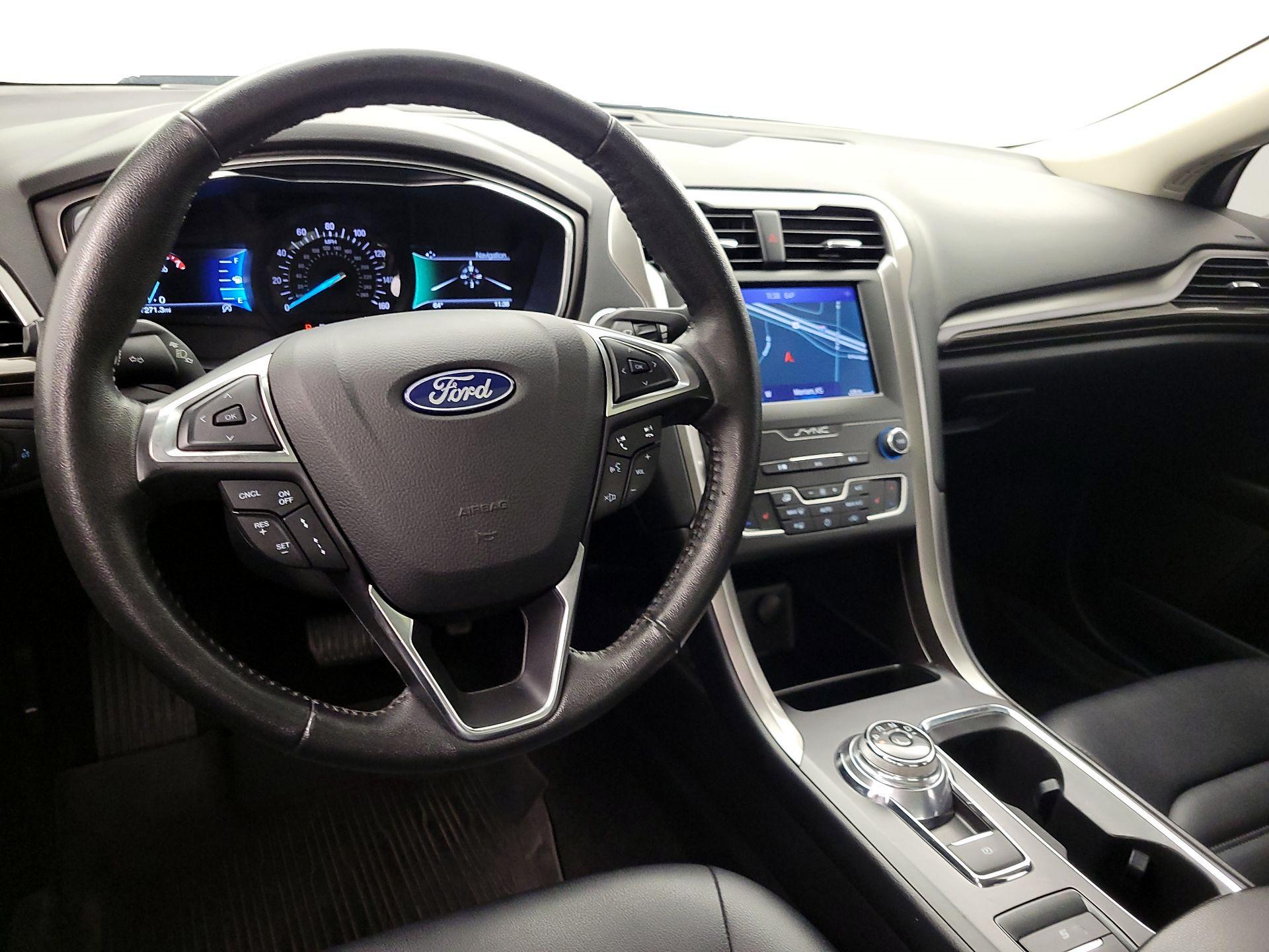 Thumbnail: 2020 Ford Fusion - 9