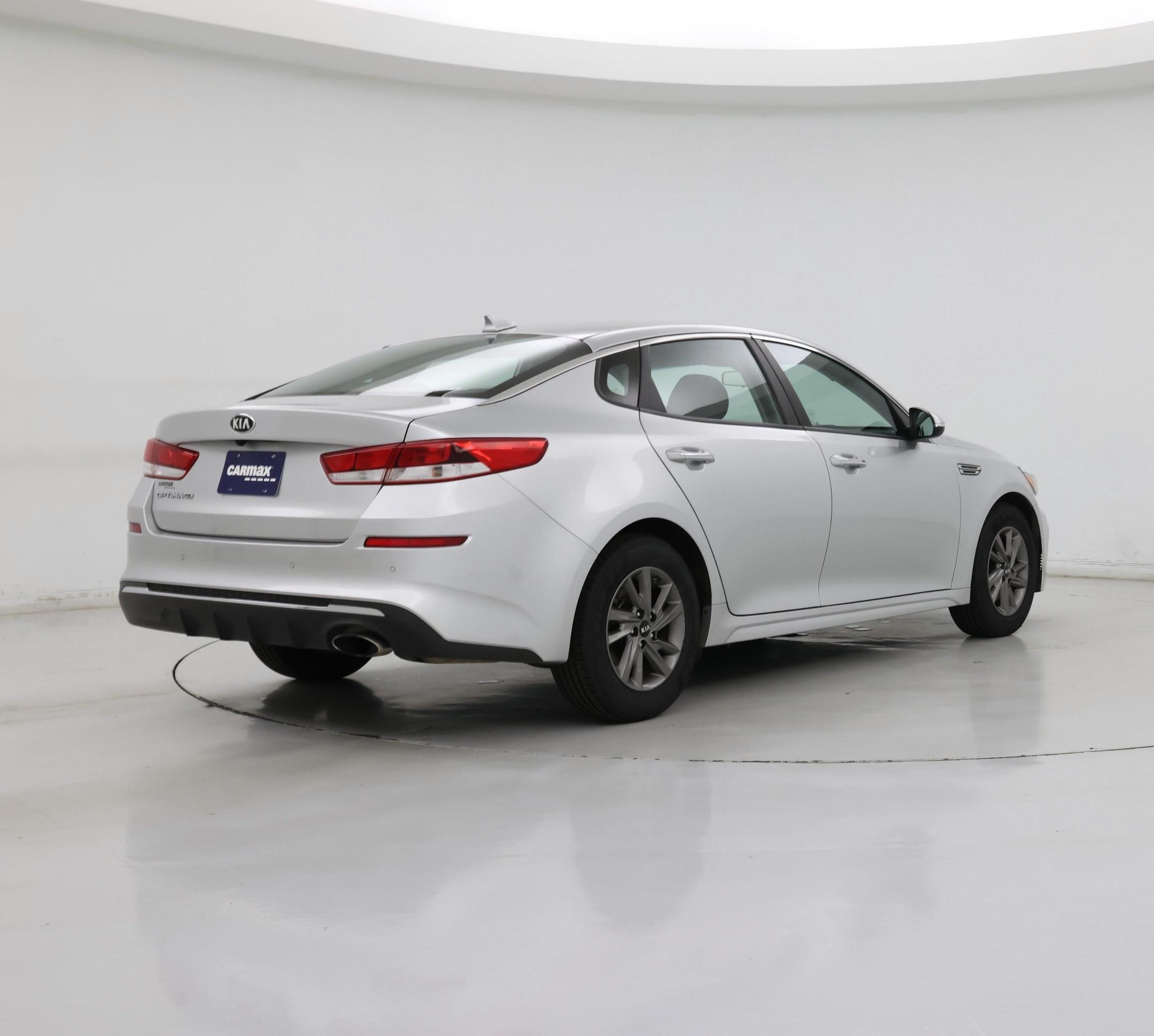 Thumbnail: 2020 Kia Optima - 8