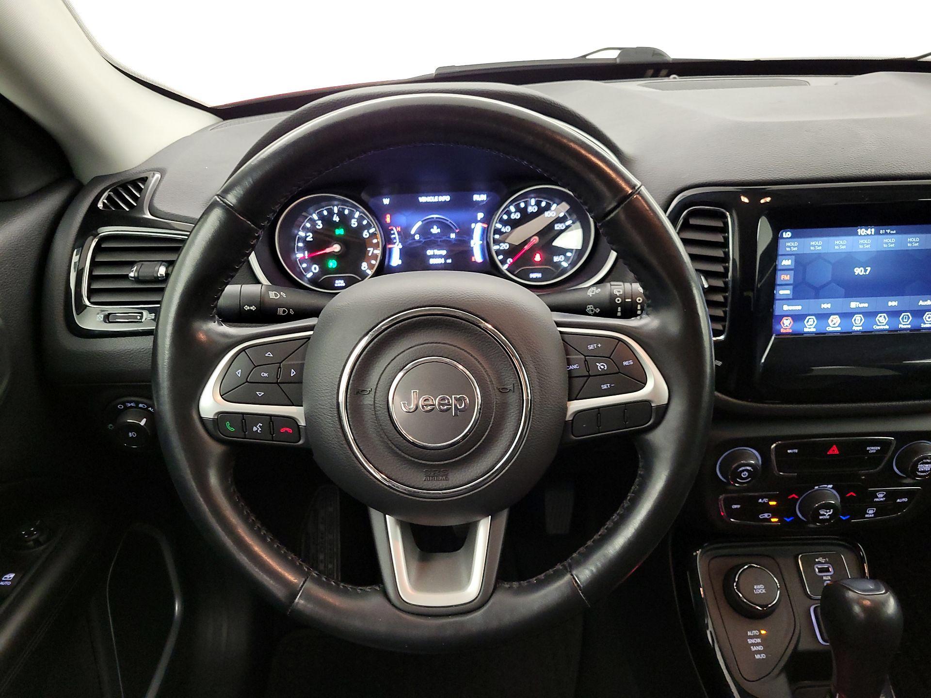 Thumbnail: 2021 Jeep Compass - 10