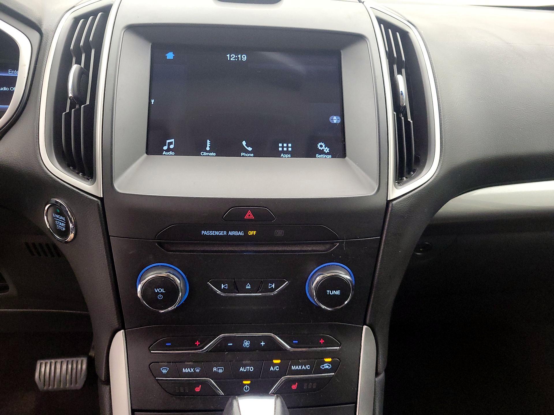 Thumbnail: 2016 Ford Edge - 15