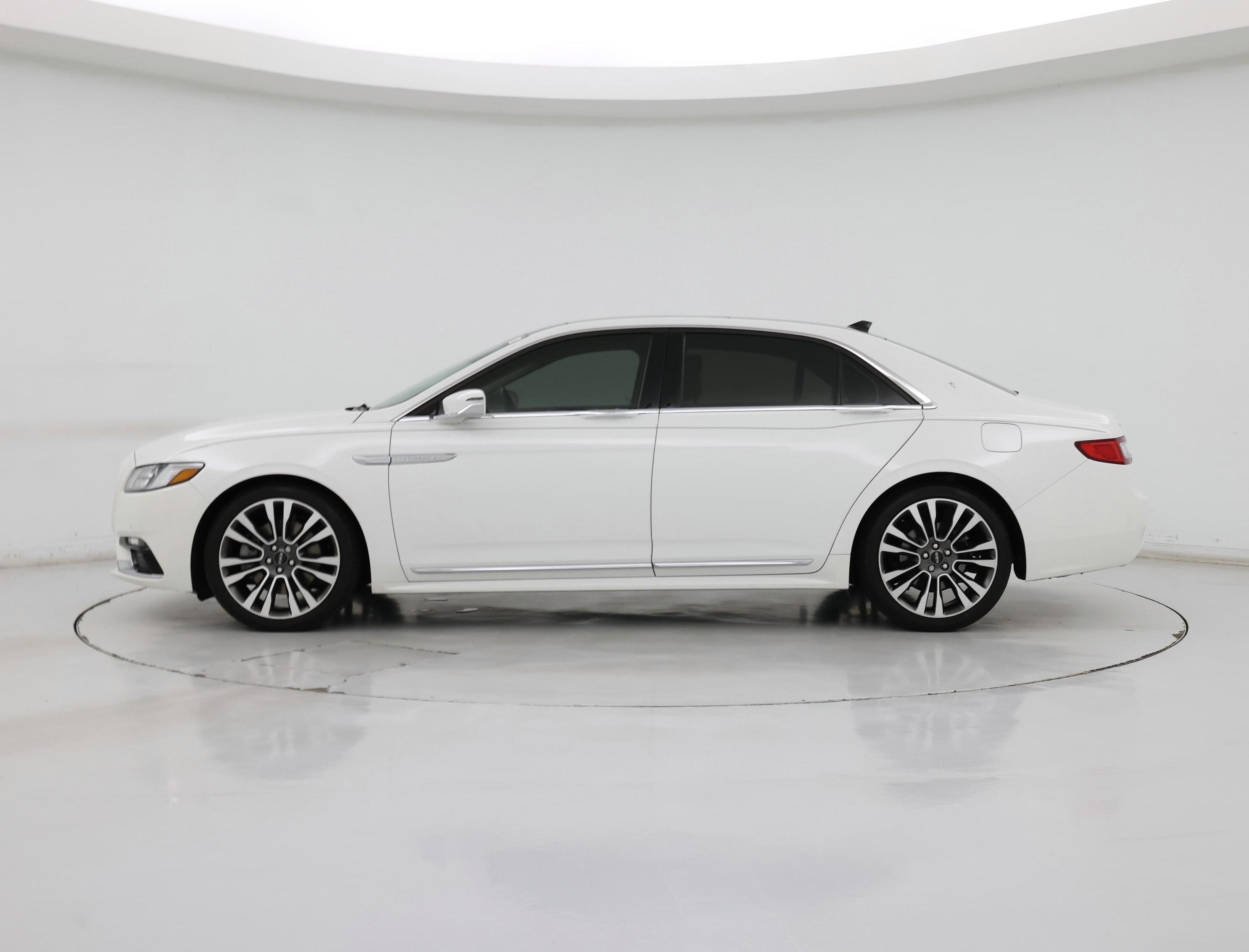 Thumbnail: 2020 Lincoln Continental - 3