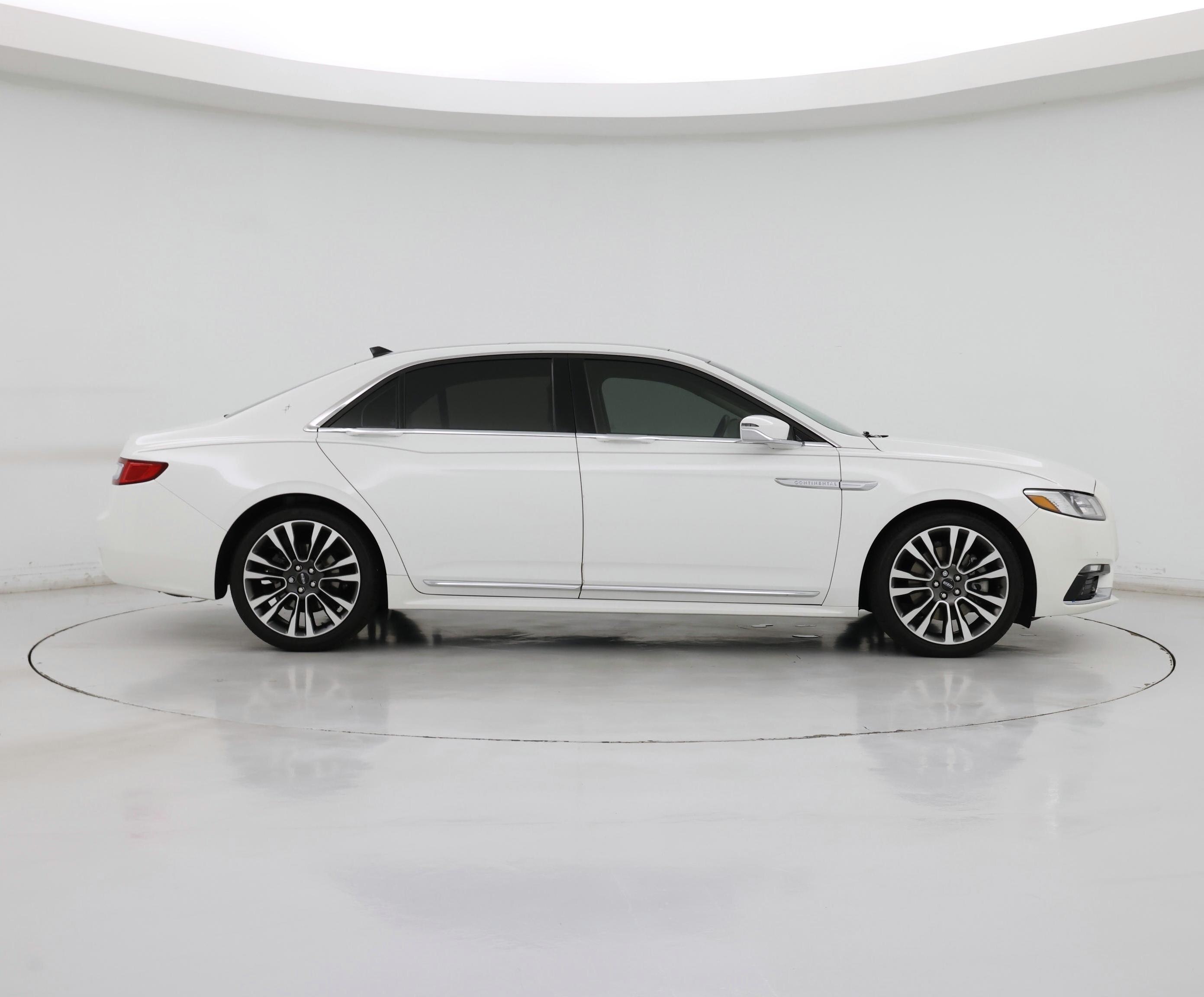 Thumbnail: 2020 Lincoln Continental - 7