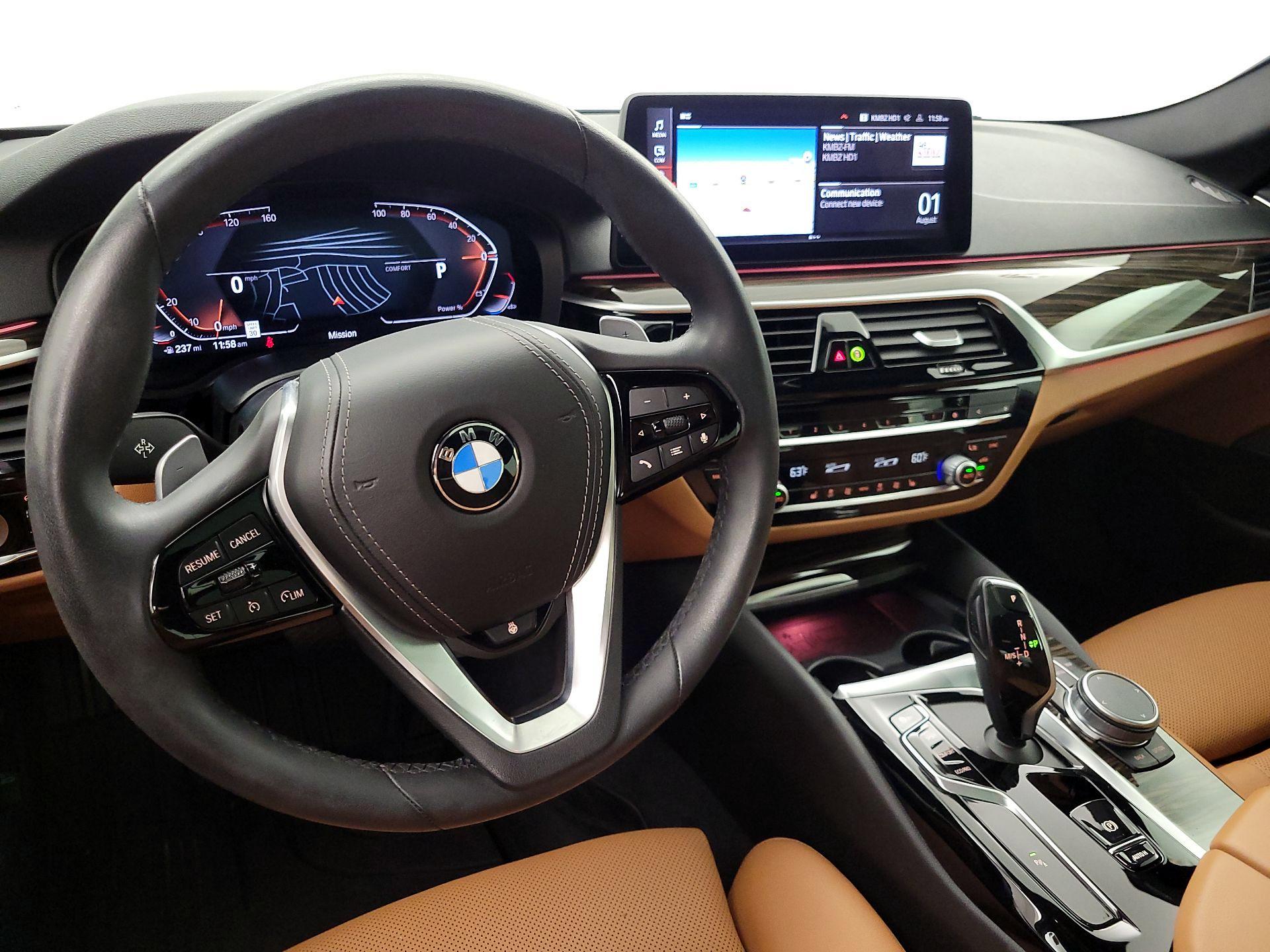 Thumbnail: 2022 BMW 5 Series - 9