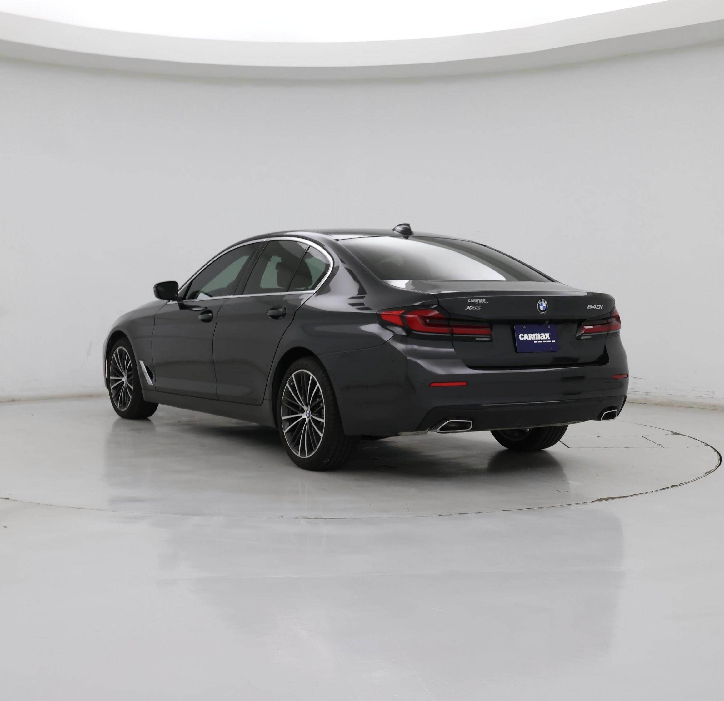Thumbnail: 2022 BMW 5 Series - 2